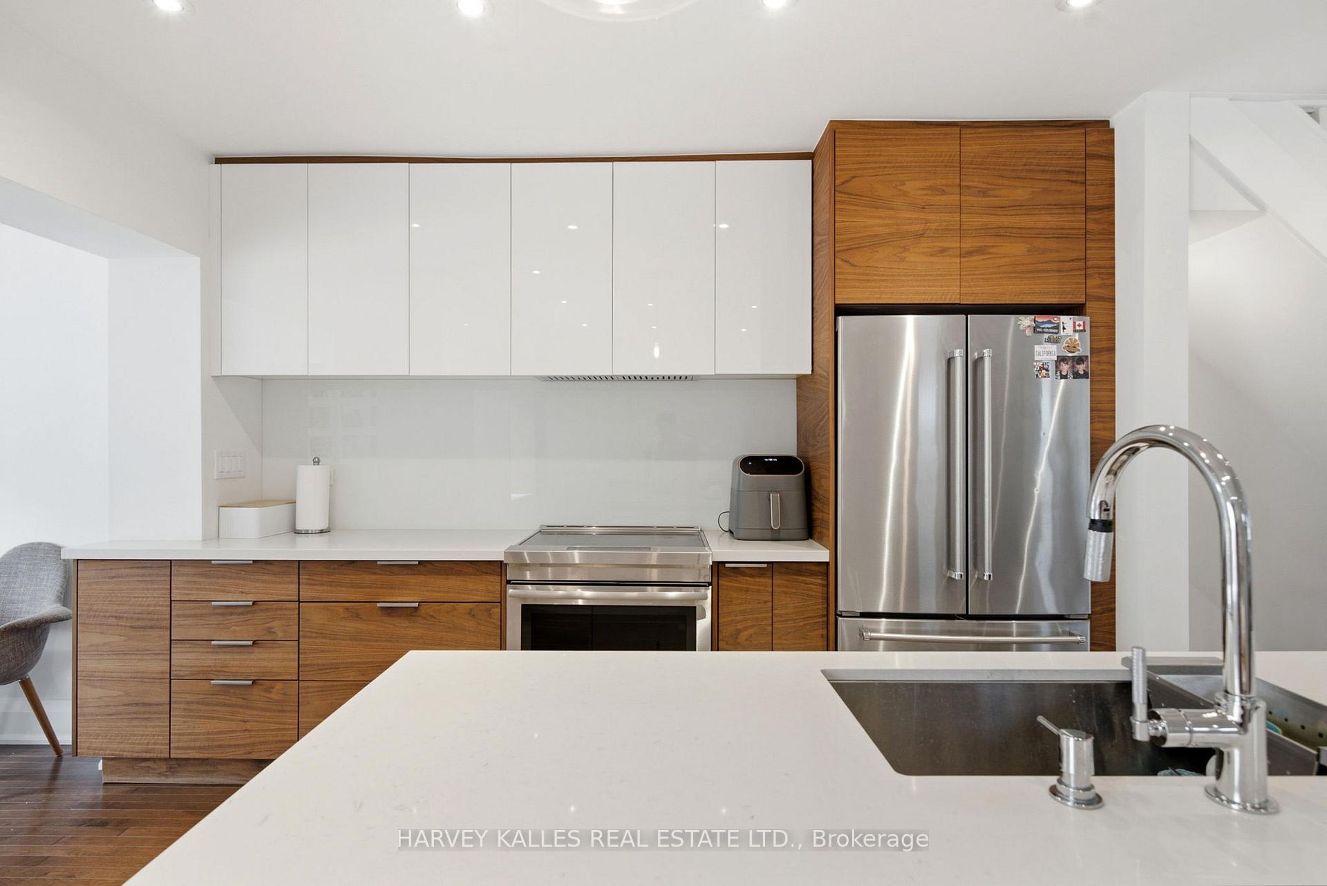 Photo 20 of 67 Falcon Street, Toronto, Mount Pleasant East — HOMEH