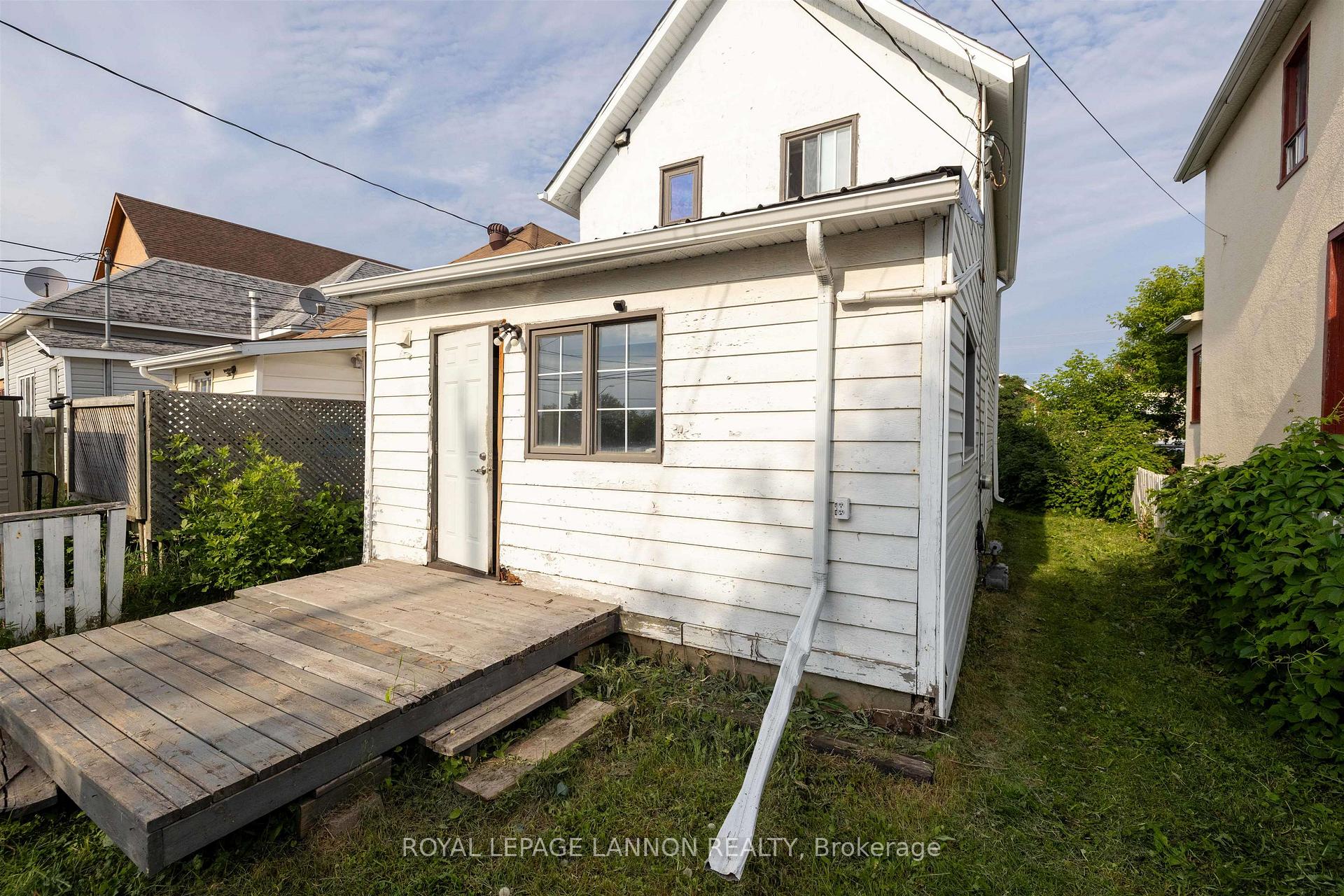Photo 23 of 607 Wiley Street, Thunder Bay, East End — HOMEH