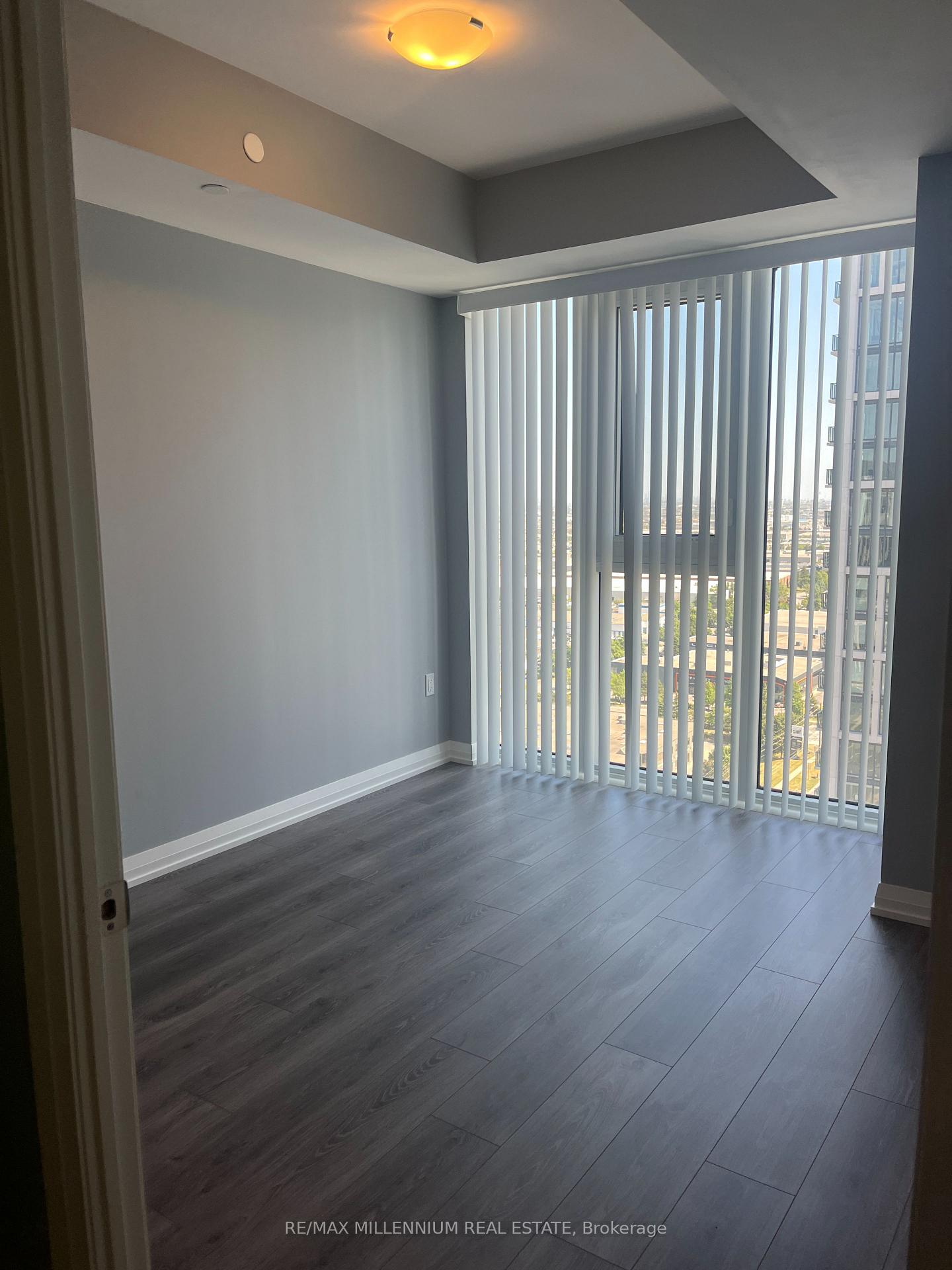 Photo 3 of Unit 2104, 9000 Jane Street, Vaughan, Concord — HOMEH