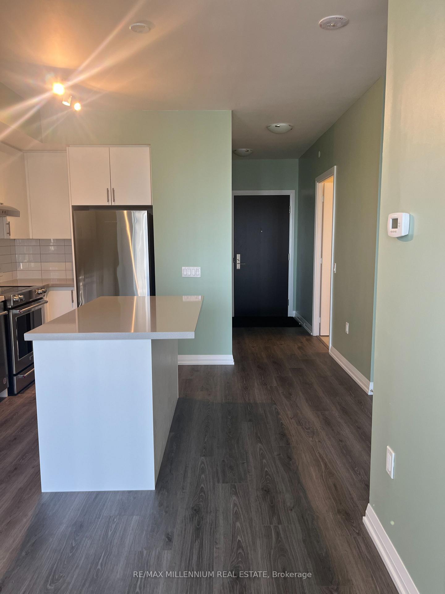 Photo 8 of Unit 2104, 9000 Jane Street, Vaughan, Concord — HOMEH