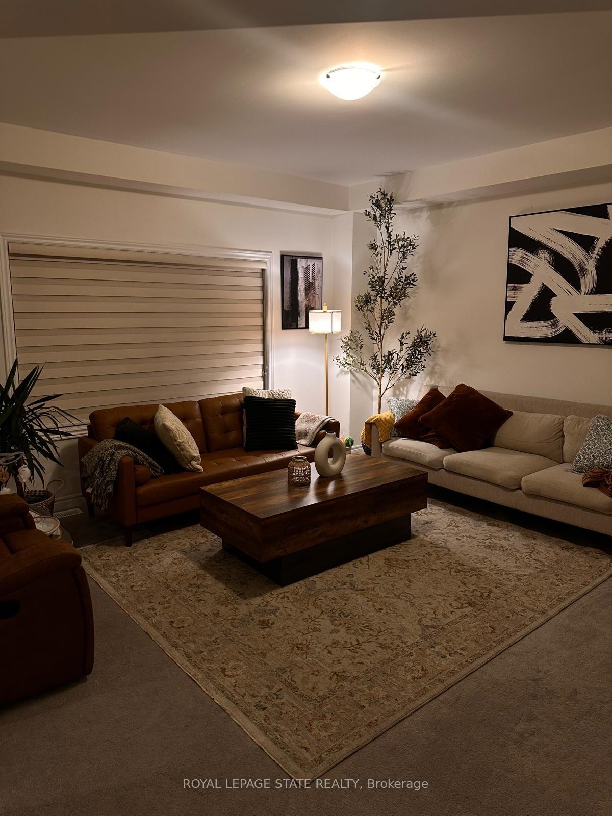 Photo 11 of 57 Hitchman Street, Brant, Paris — HOMEH