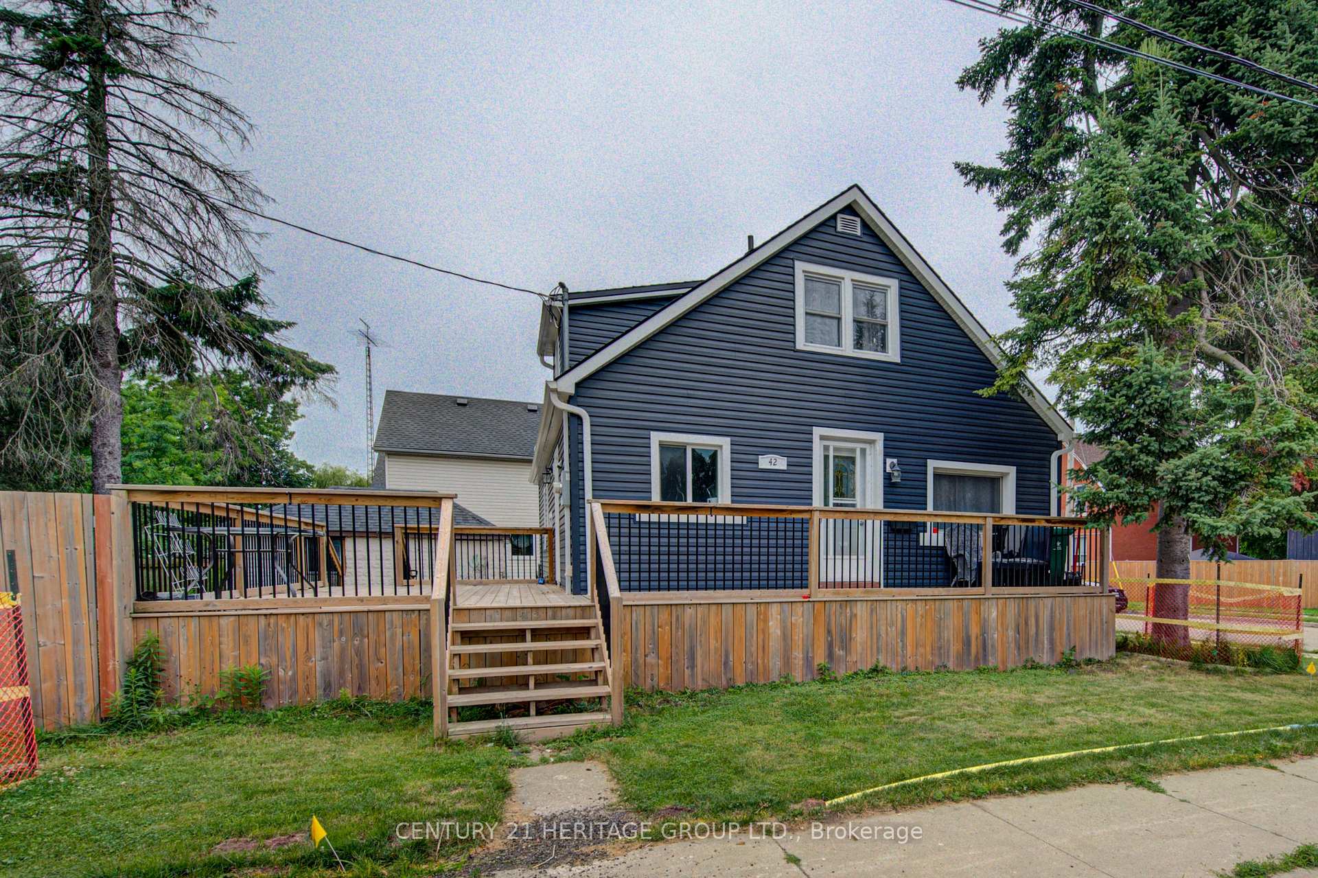 Photo 3 of 42 Henry Street, Cambridge, Christopher-Champlain — HOMEH