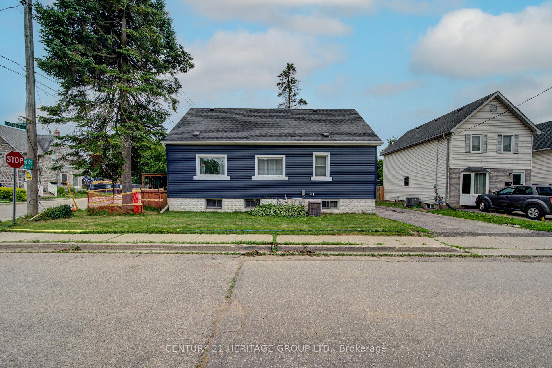Photo 9 of 42 Henry Street, Cambridge, Christopher-Champlain — HOMEH