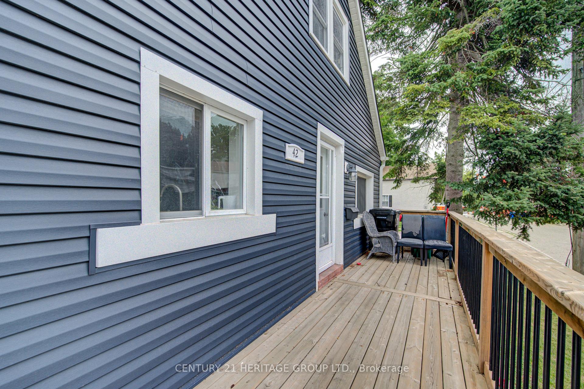 Photo 11 of 42 Henry Street, Cambridge, Christopher-Champlain — HOMEH