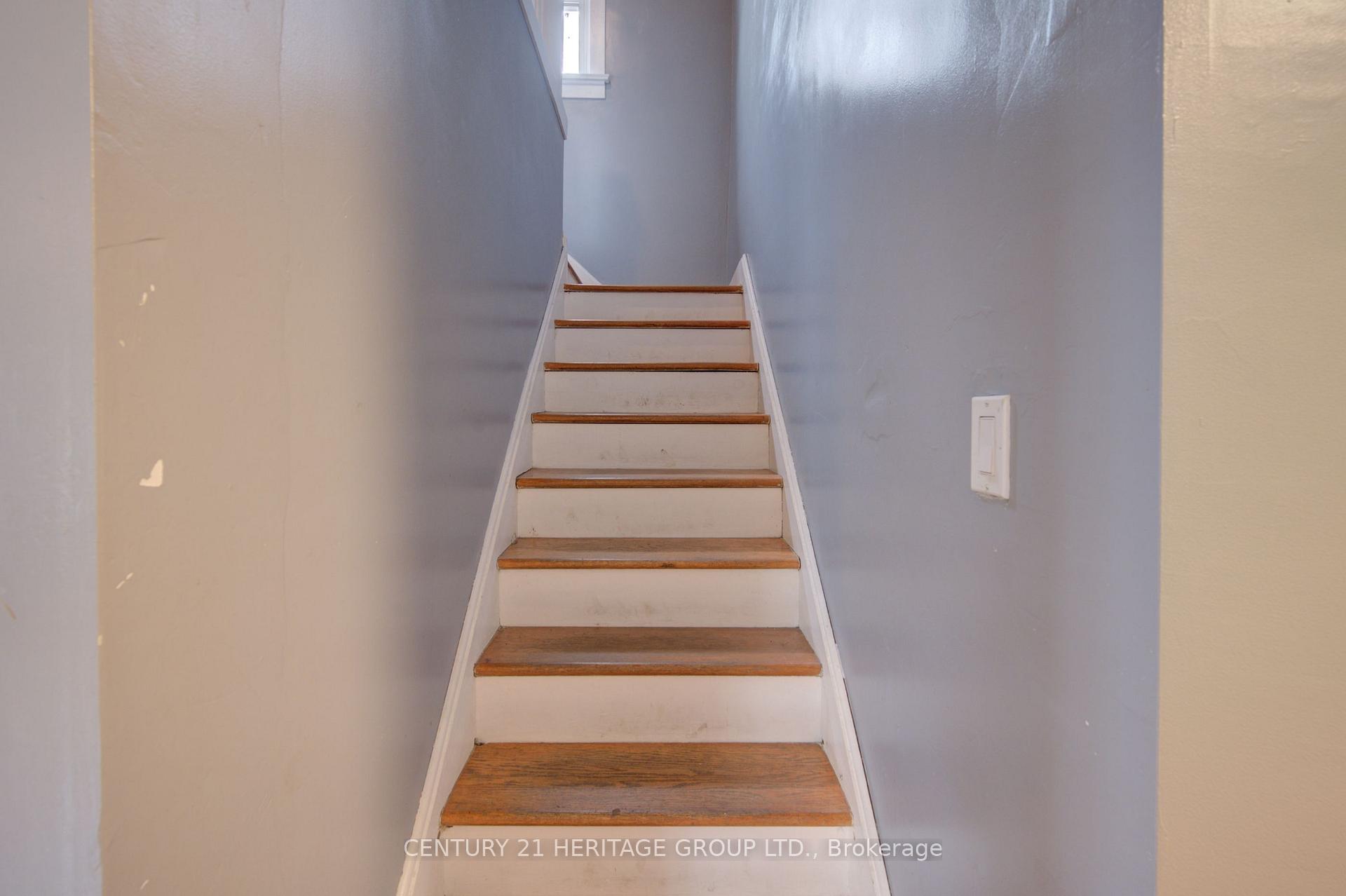 Photo 27 of 42 Henry Street, Cambridge, Christopher-Champlain — HOMEH
