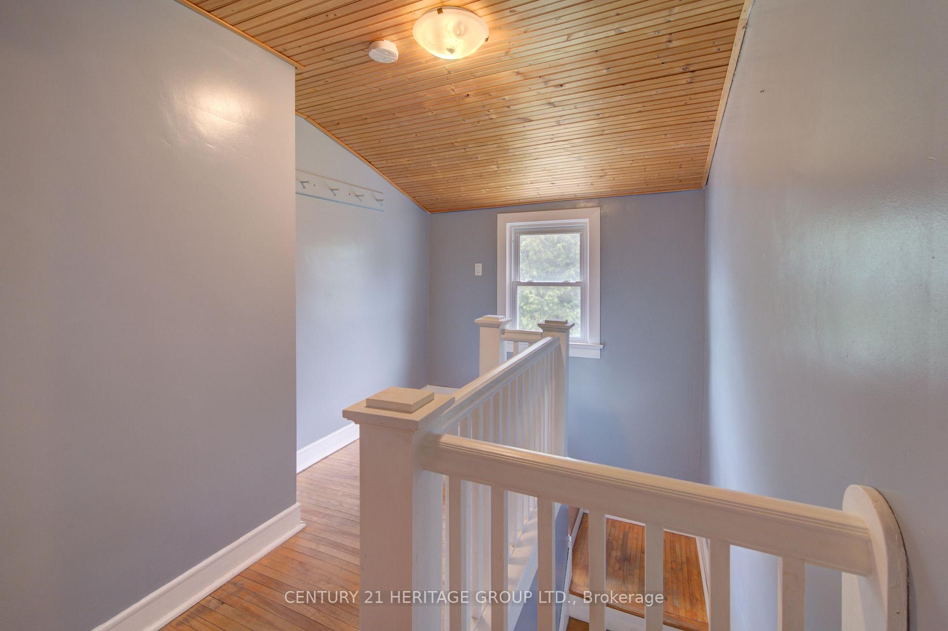 Photo 32 of 42 Henry Street, Cambridge, Christopher-Champlain — HOMEH