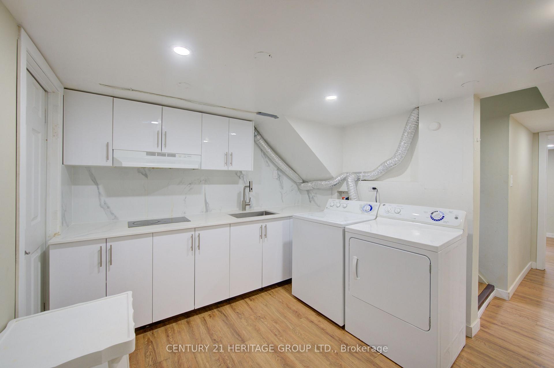 Photo 34 of 42 Henry Street, Cambridge, Christopher-Champlain — HOMEH
