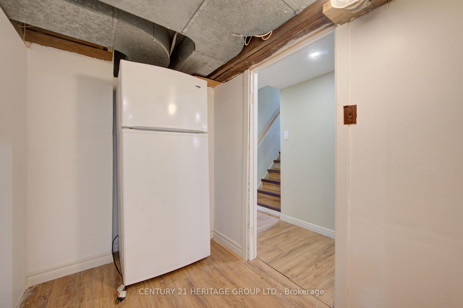 Photo 39 of 42 Henry Street, Cambridge, Christopher-Champlain — HOMEH