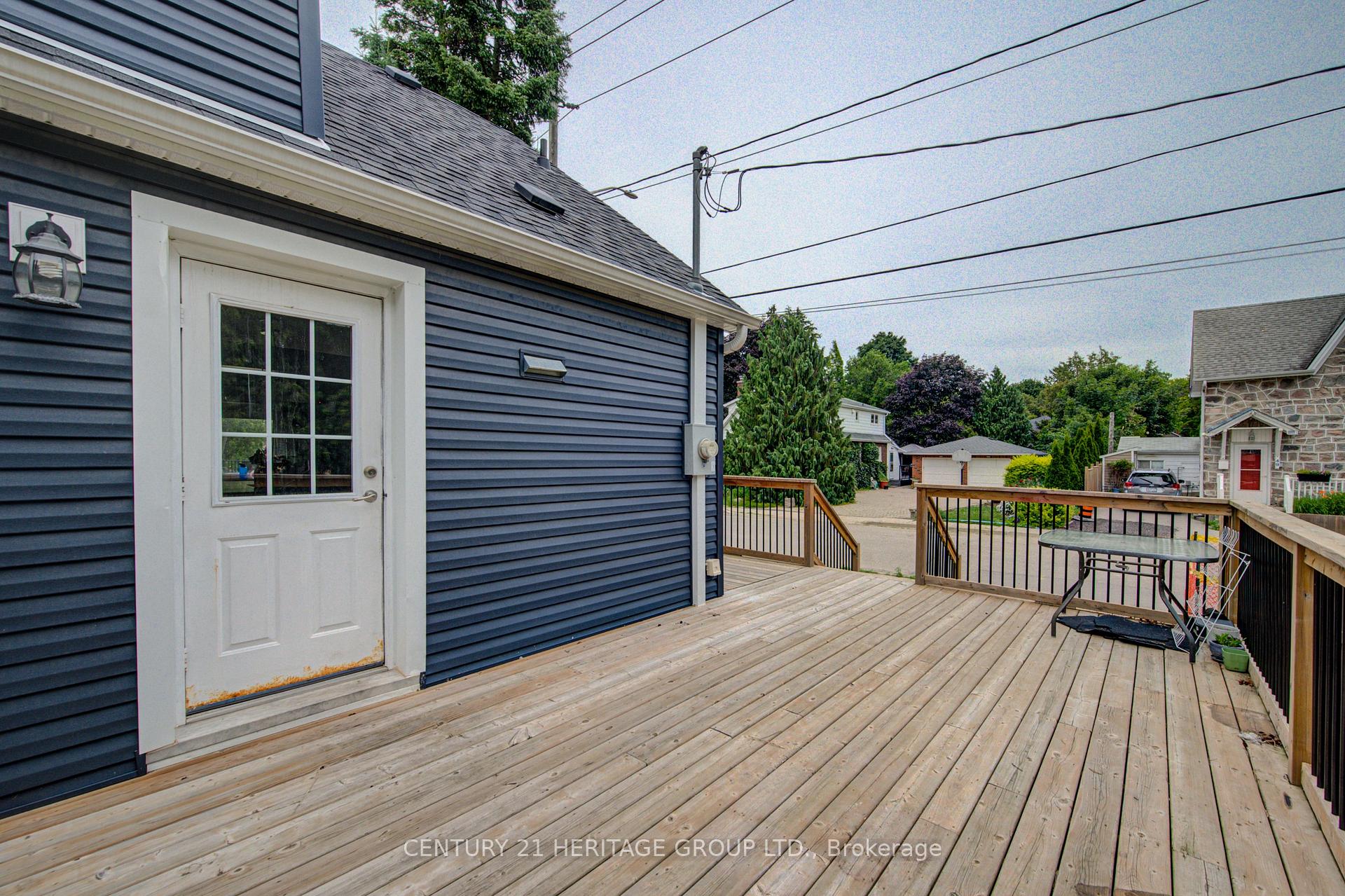 Photo 48 of 42 Henry Street, Cambridge, Christopher-Champlain — HOMEH
