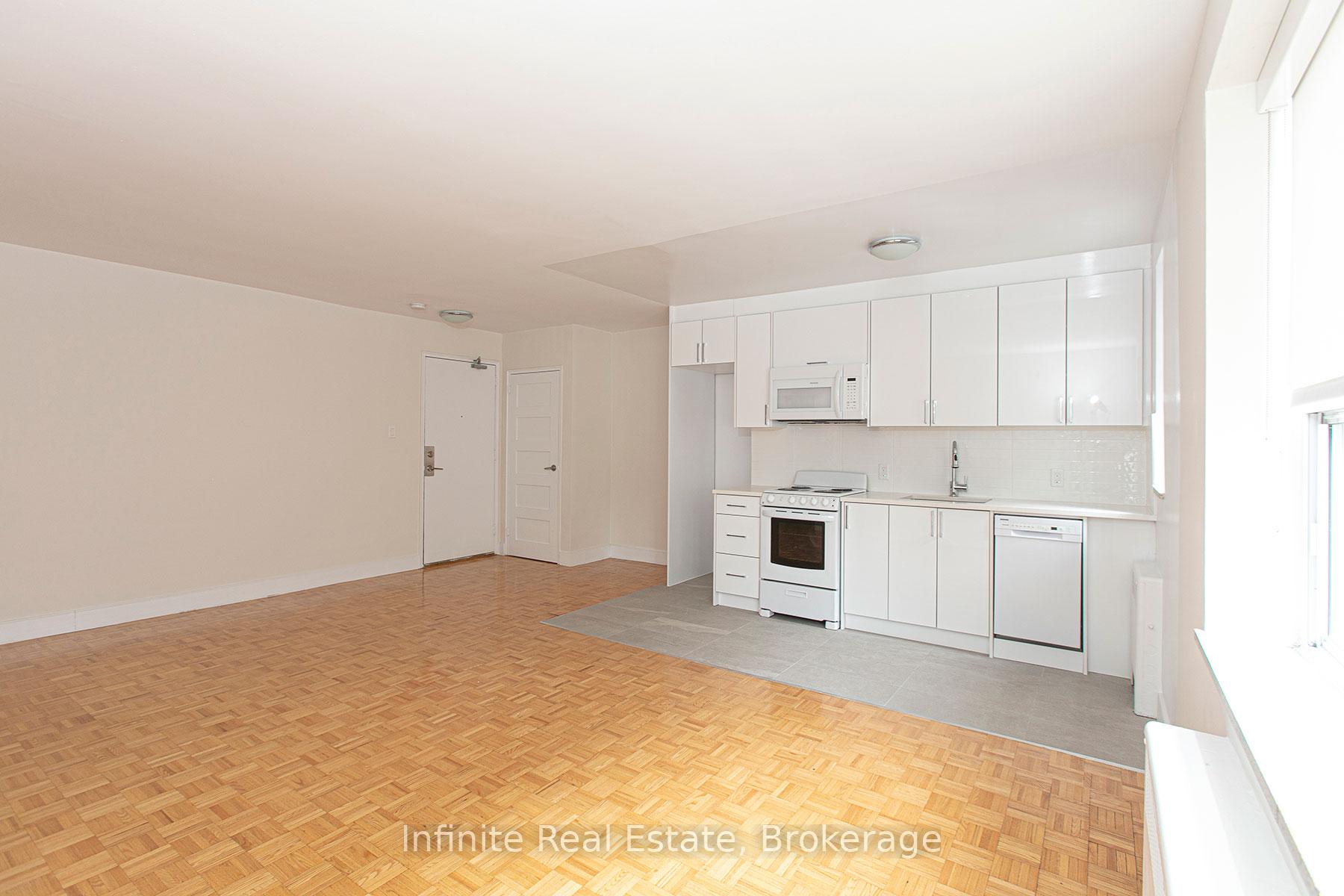 Photo 6 of Unit 303, 1291 Bayview Avenue, Toronto, Leaside — HOMEH