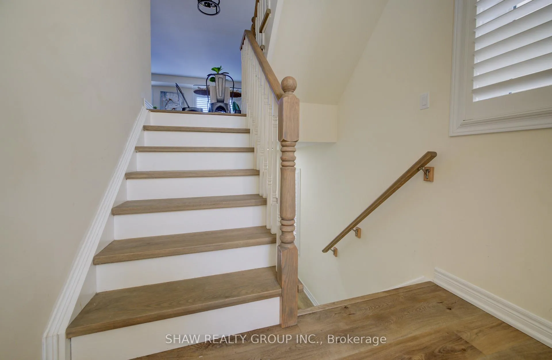 Photo 6 of Unit 10, 755 Linden Drive, Cambridge — HOMEH