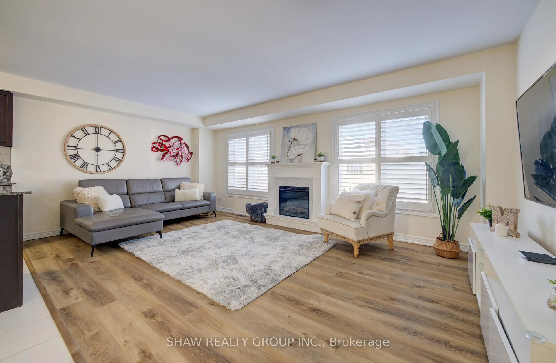 Photo 10 of Unit 10, 755 Linden Drive, Cambridge — HOMEH