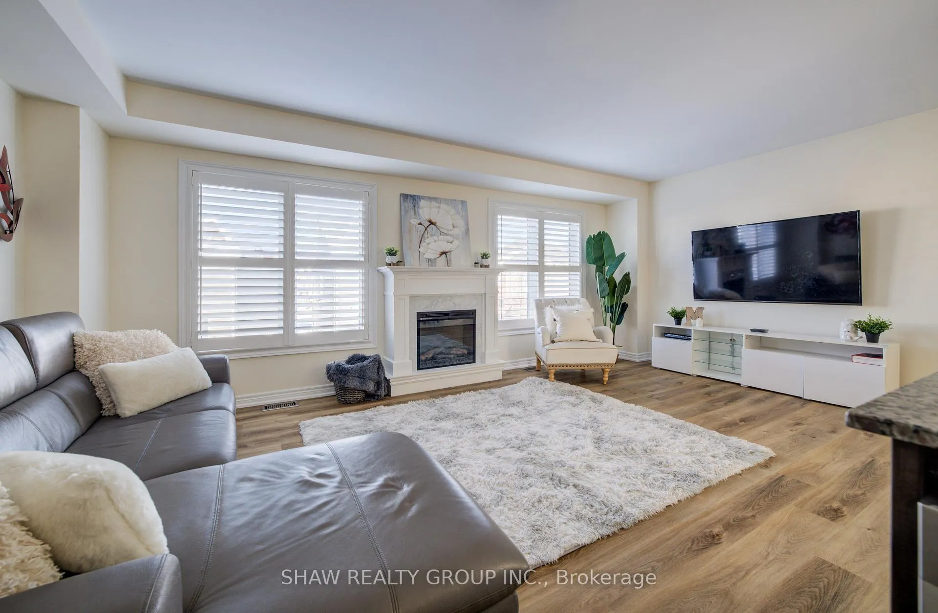 Photo 15 of Unit 10, 755 Linden Drive, Cambridge — HOMEH