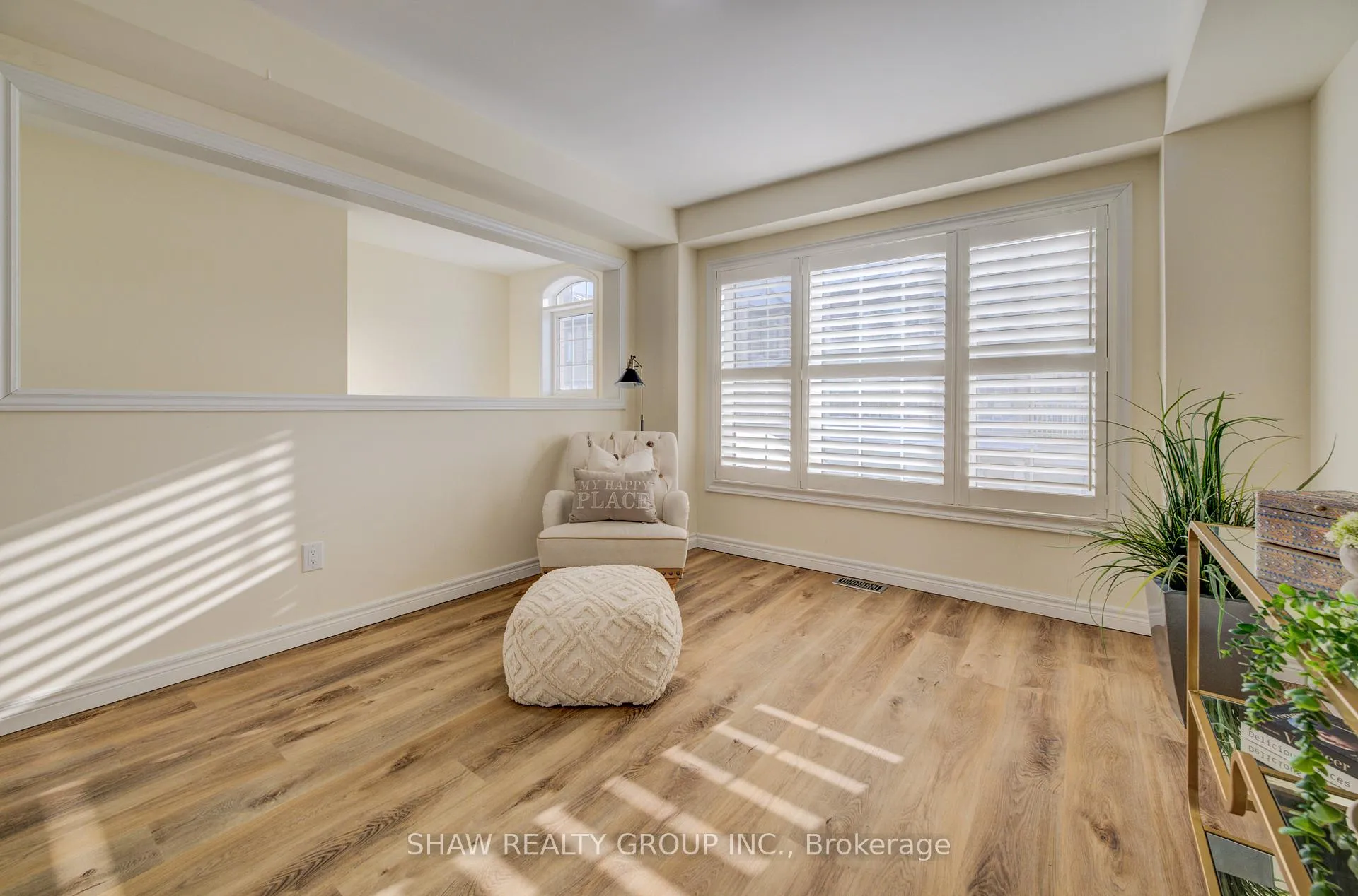 Photo 23 of Unit 10, 755 Linden Drive, Cambridge — HOMEH