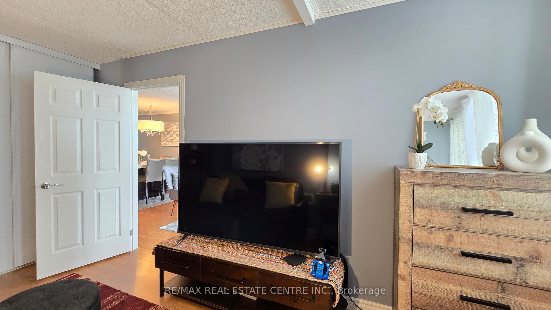 Photo 31 of Unit 609, 1540 Pickering Parkway, Pickering, Town Centre — HOMEH