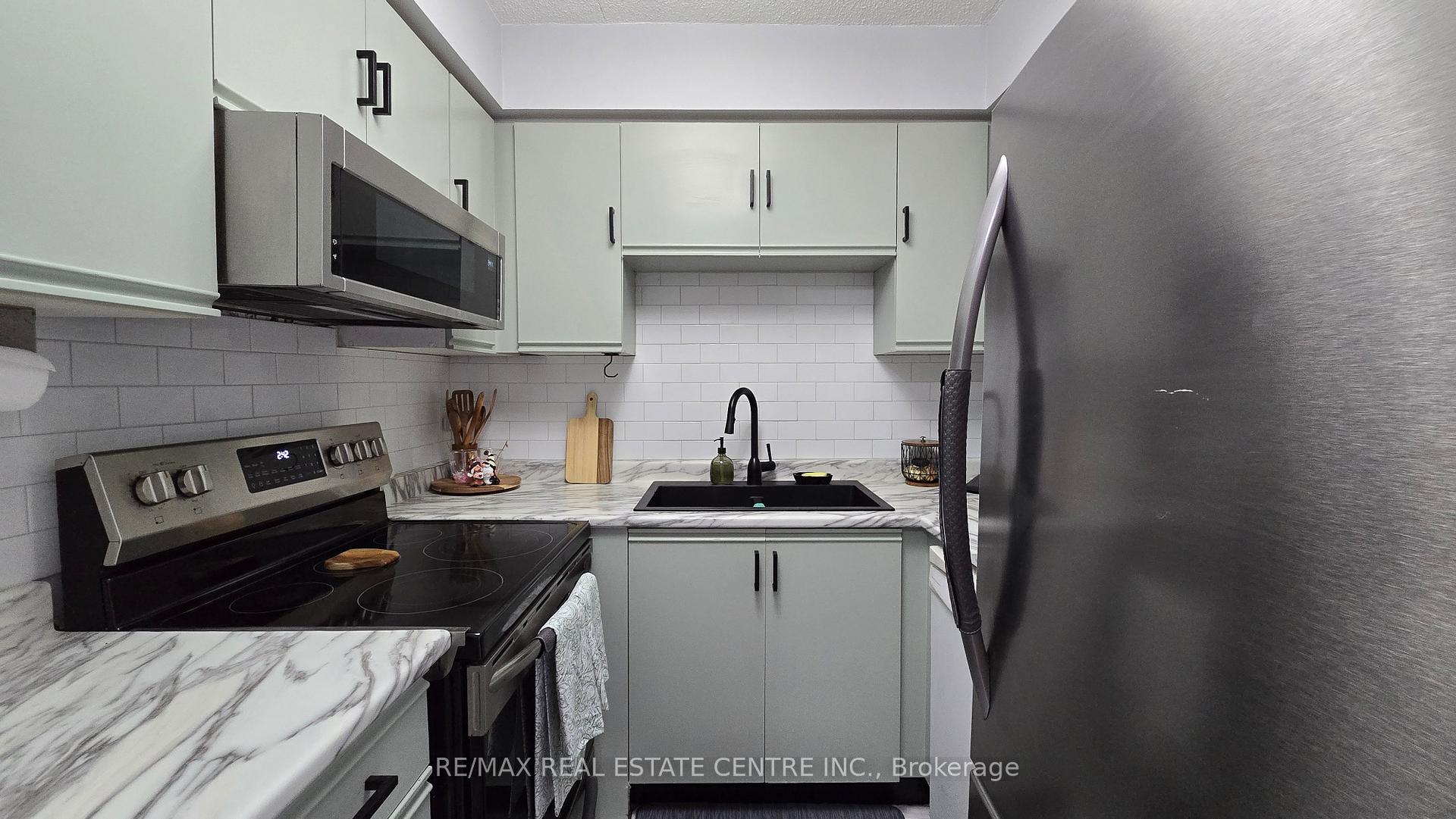 Photo 36 of Unit 609, 1540 Pickering Parkway, Pickering, Town Centre — HOMEH