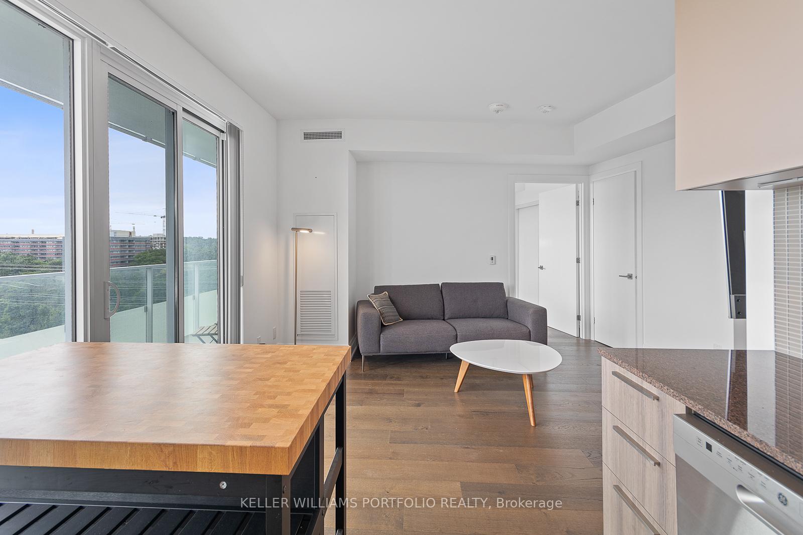 Photo 11 of Unit 809, 20 Brin Drive, Etobicoke, Edenbridge-Humber Valley — HOMEH
