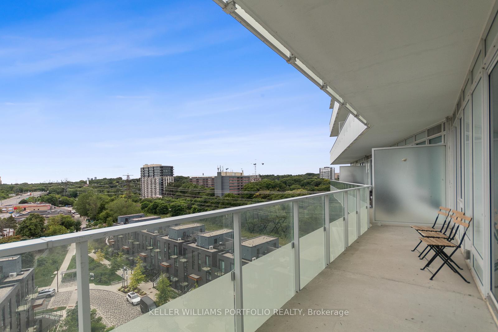 Photo 19 of Unit 809, 20 Brin Drive, Etobicoke, Edenbridge-Humber Valley — HOMEH