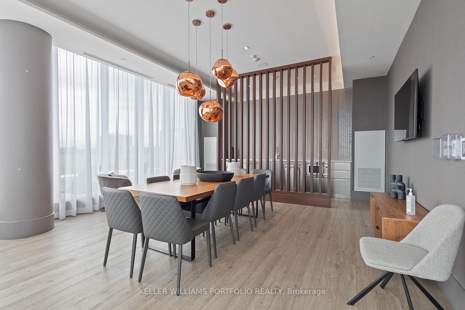 Photo 26 of Unit 809, 20 Brin Drive, Etobicoke, Edenbridge-Humber Valley — HOMEH