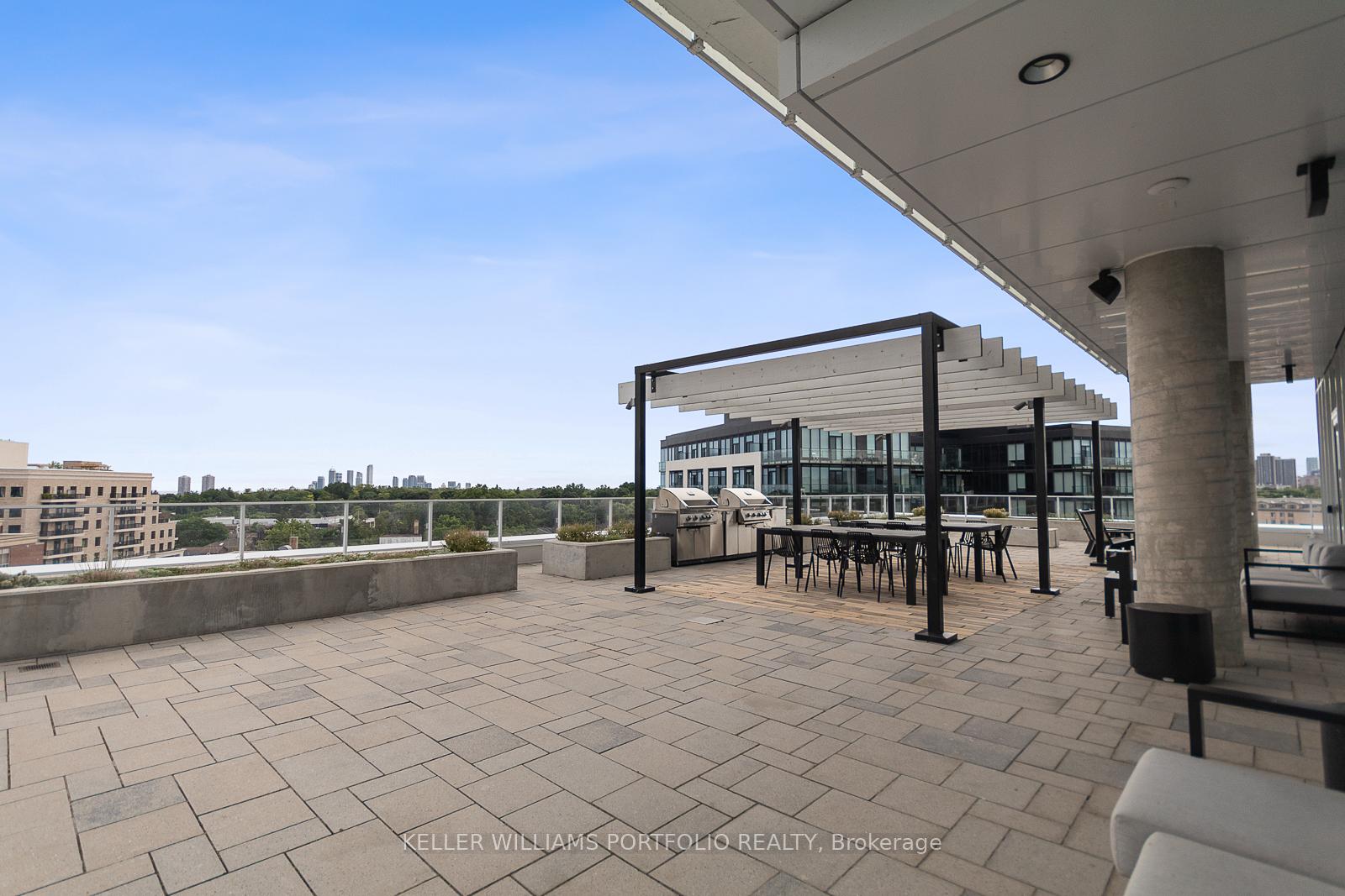 Photo 29 of Unit 809, 20 Brin Drive, Etobicoke, Edenbridge-Humber Valley — HOMEH