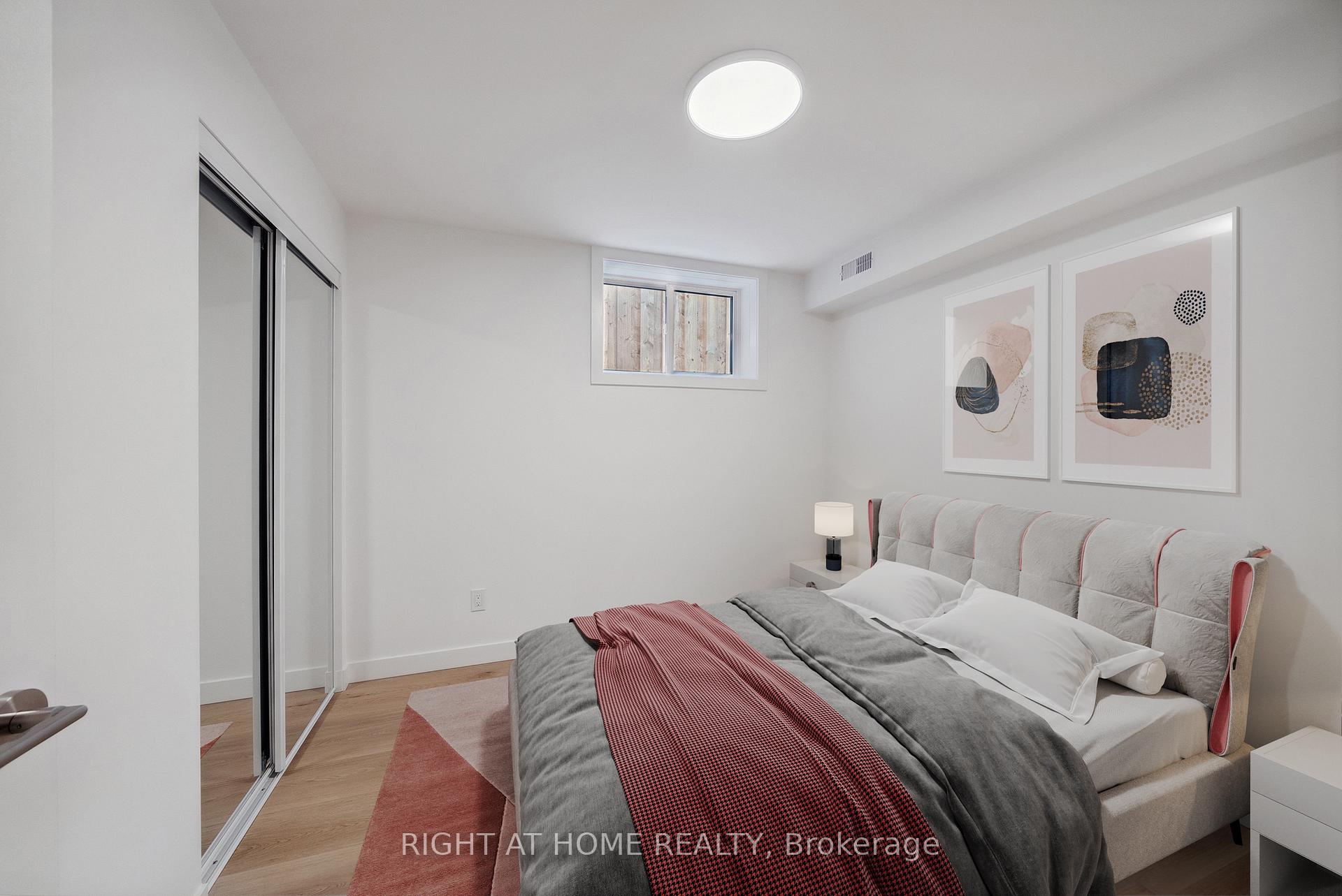 Photo 6 of Unit 6, 112 Walmer Road, Toronto, The Annex — HOMEH