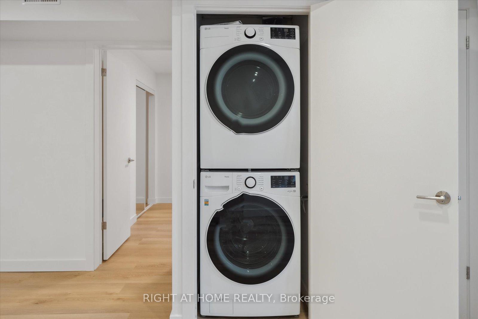 Photo 8 of Unit 6, 112 Walmer Road, Toronto, The Annex — HOMEH