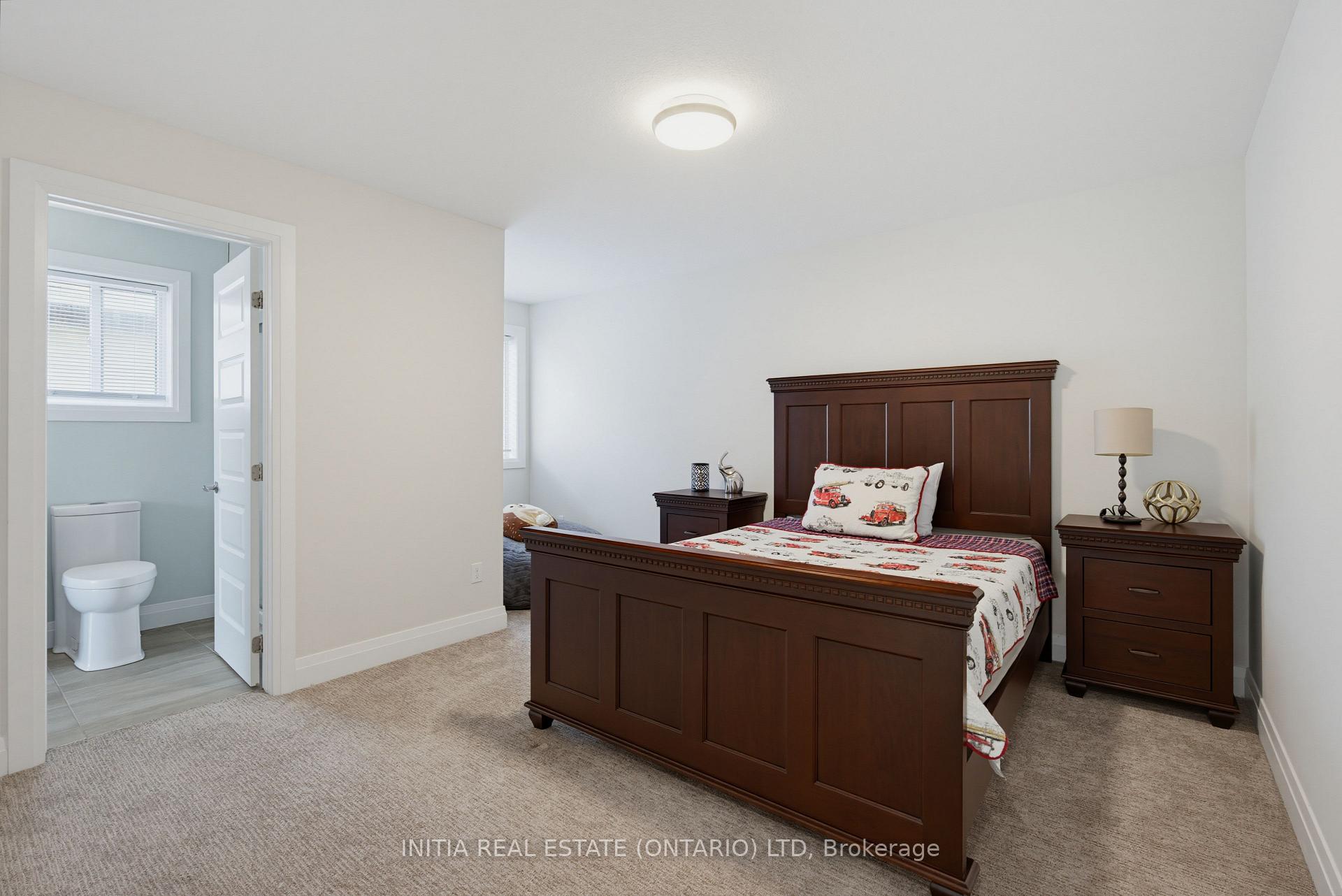 Photo 20 of 1258 Silverfox Drive, London, North S — HOMEH