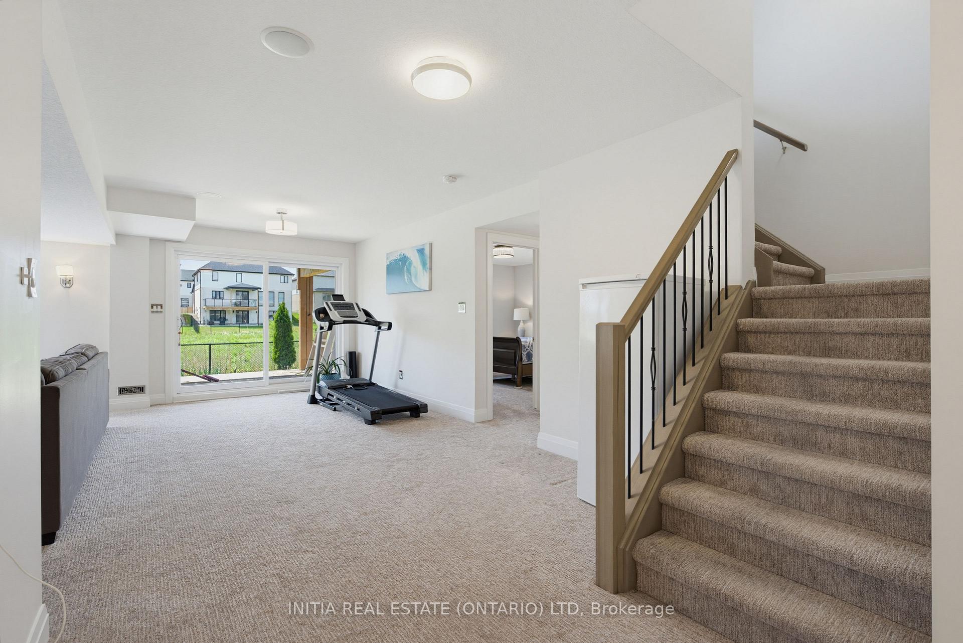 Photo 24 of 1258 Silverfox Drive, London, North S — HOMEH