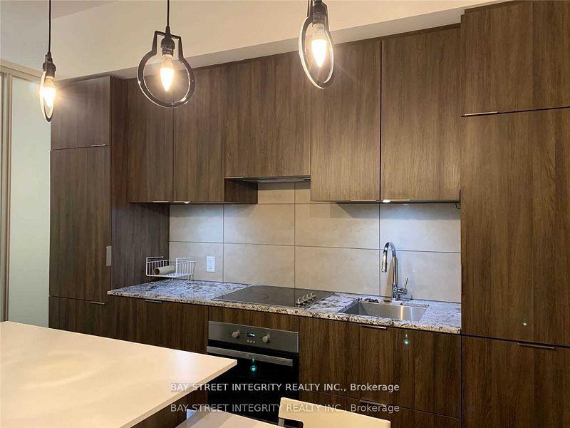 Photo 4 of Unit 313, 5 St Joseph Street, Toronto, Bay Street Corridor — HOMEH
