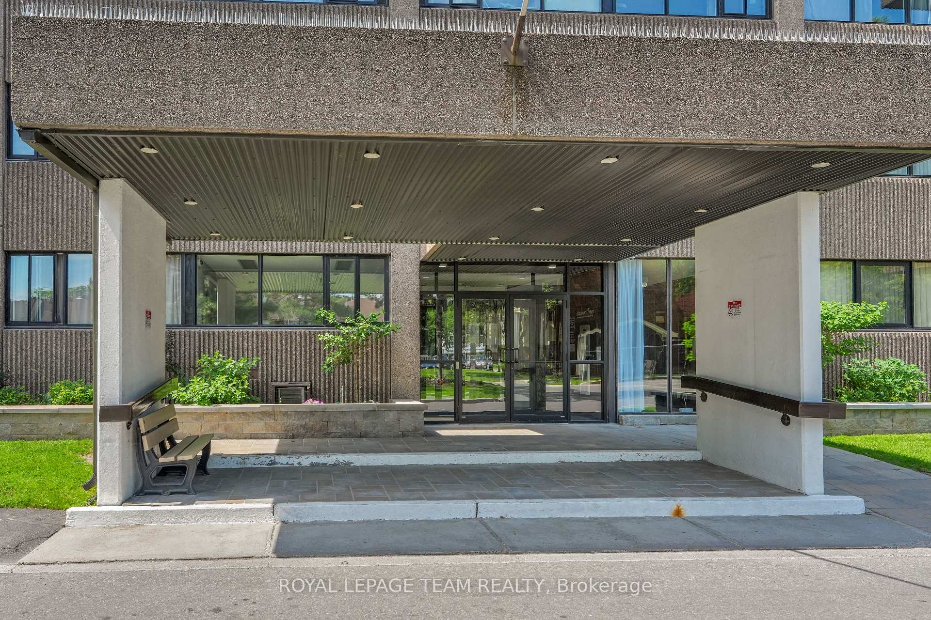 Photo 5 of Unit 104, 3360 Southgate Road, Ottawa, South Keys — HOMEH