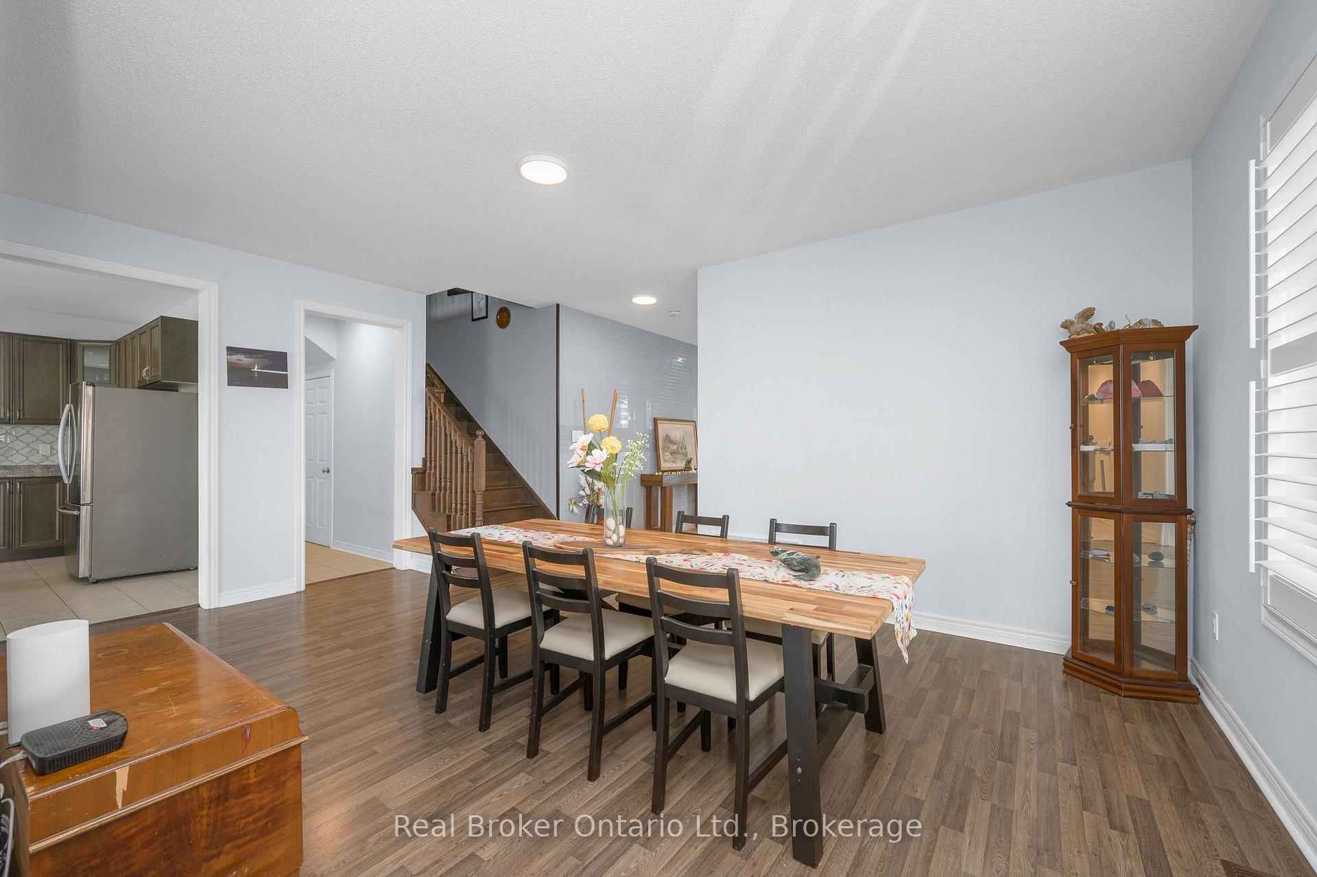 Photo 10 of 3 Newbrook Street, Brant, Paris — HOMEH