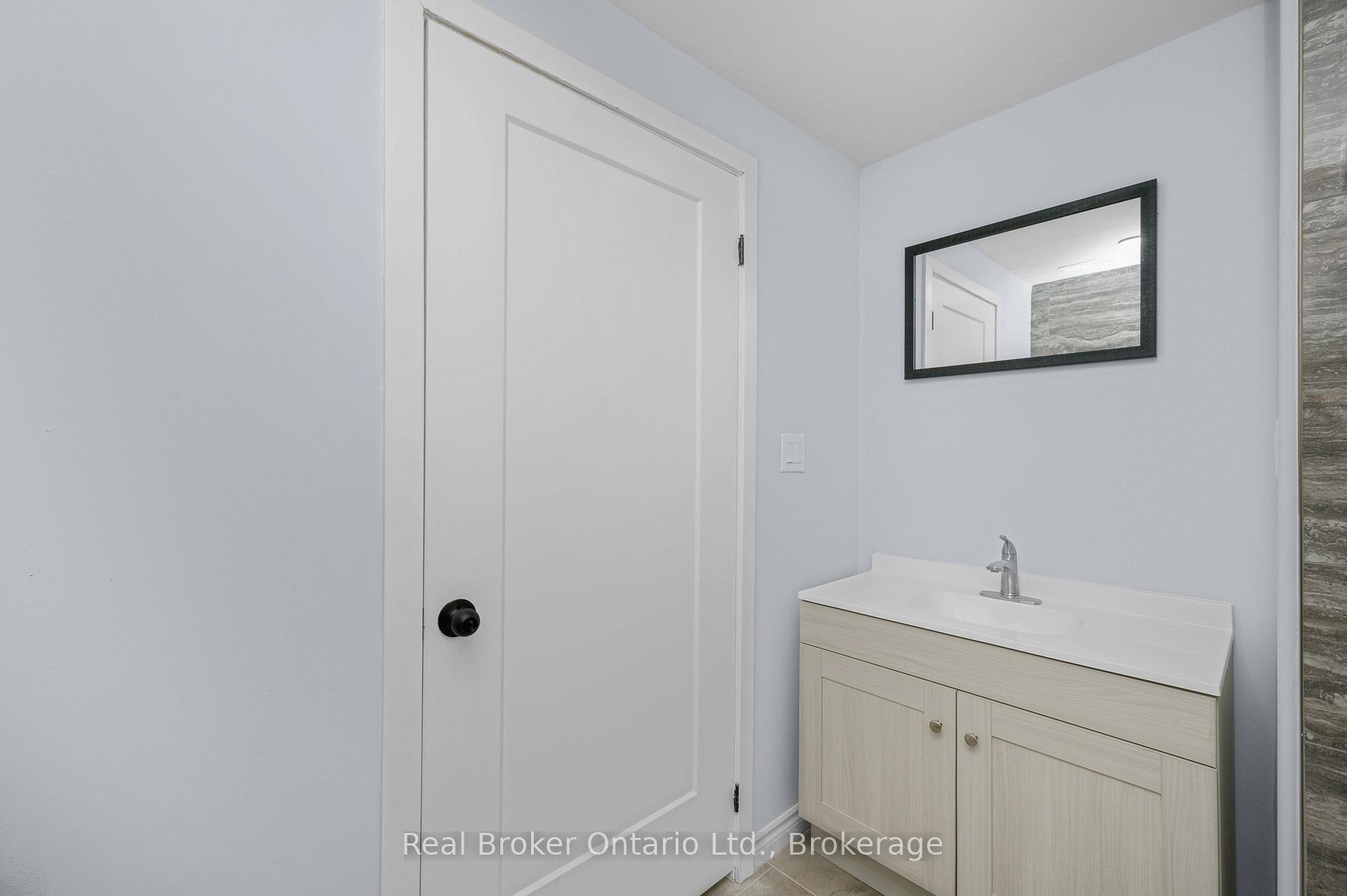 Photo 41 of 3 Newbrook Street, Brant, Paris — HOMEH