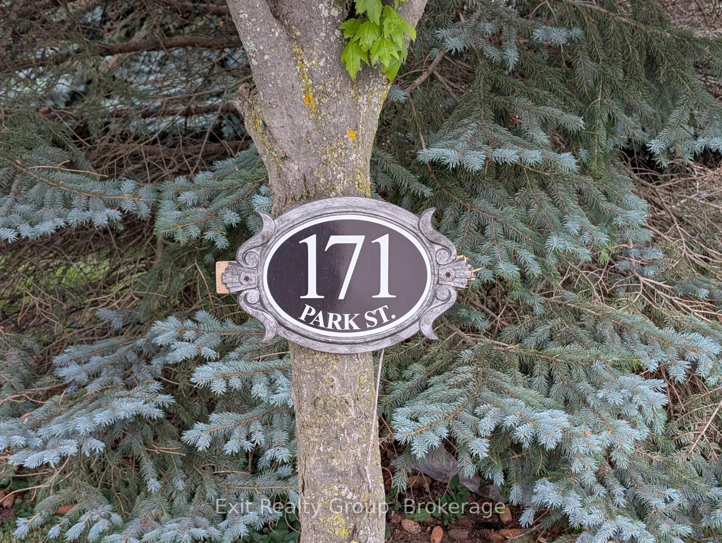 Photo 3 of 171 Park Street, Deseronto, Deseronto (Town) — HOMEH