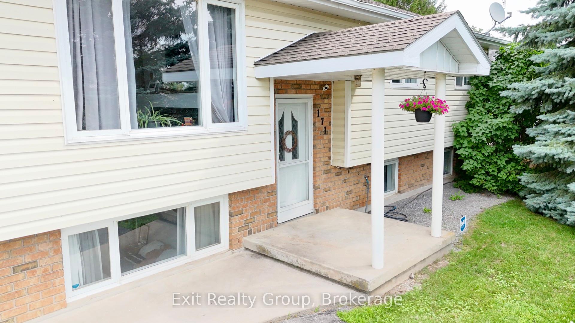 Photo 4 of 171 Park Street, Deseronto, Deseronto (Town) — HOMEH