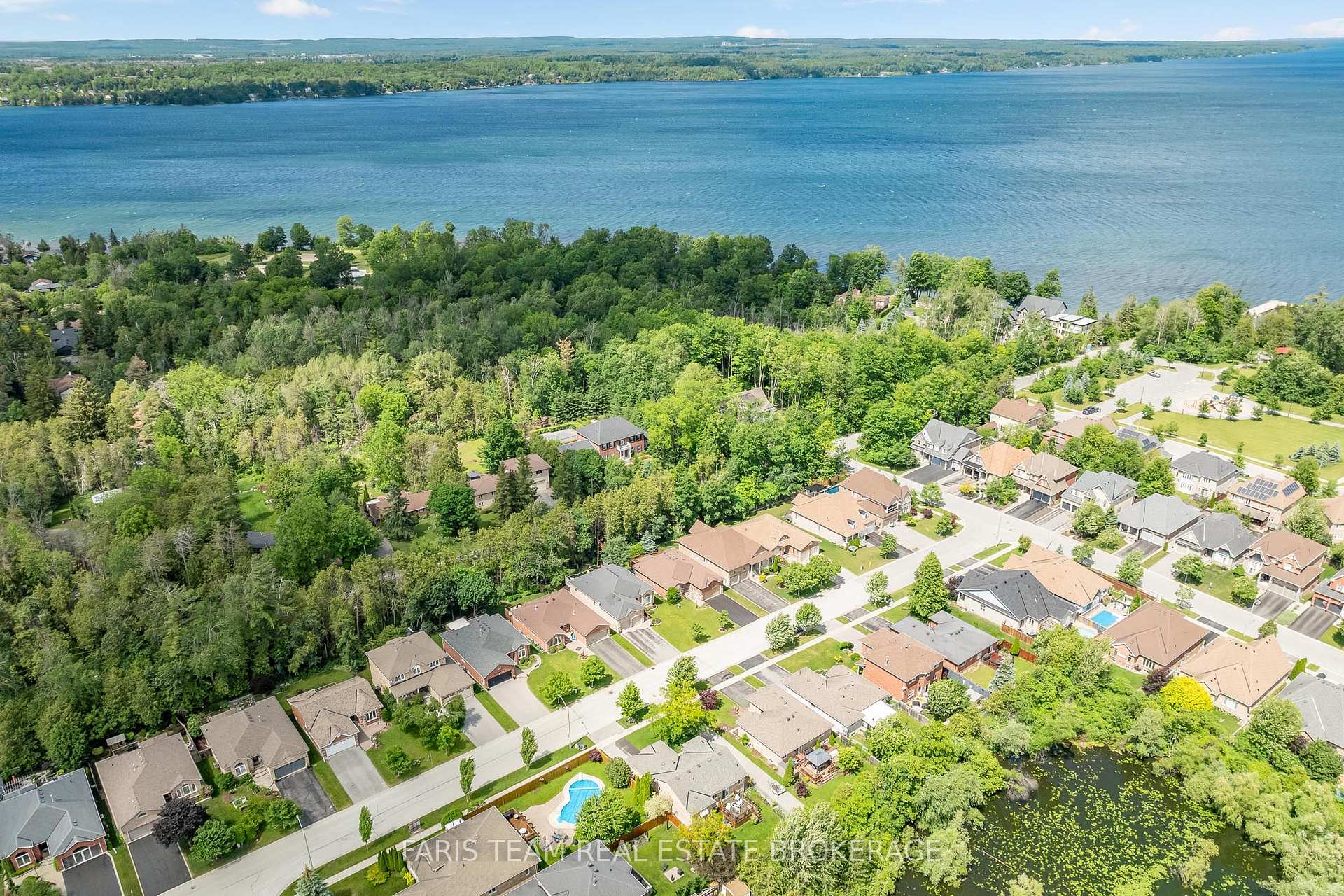 Photo 2 of 36 Bayshore Boulevard, Barrie, Bayshore — HOMEH
