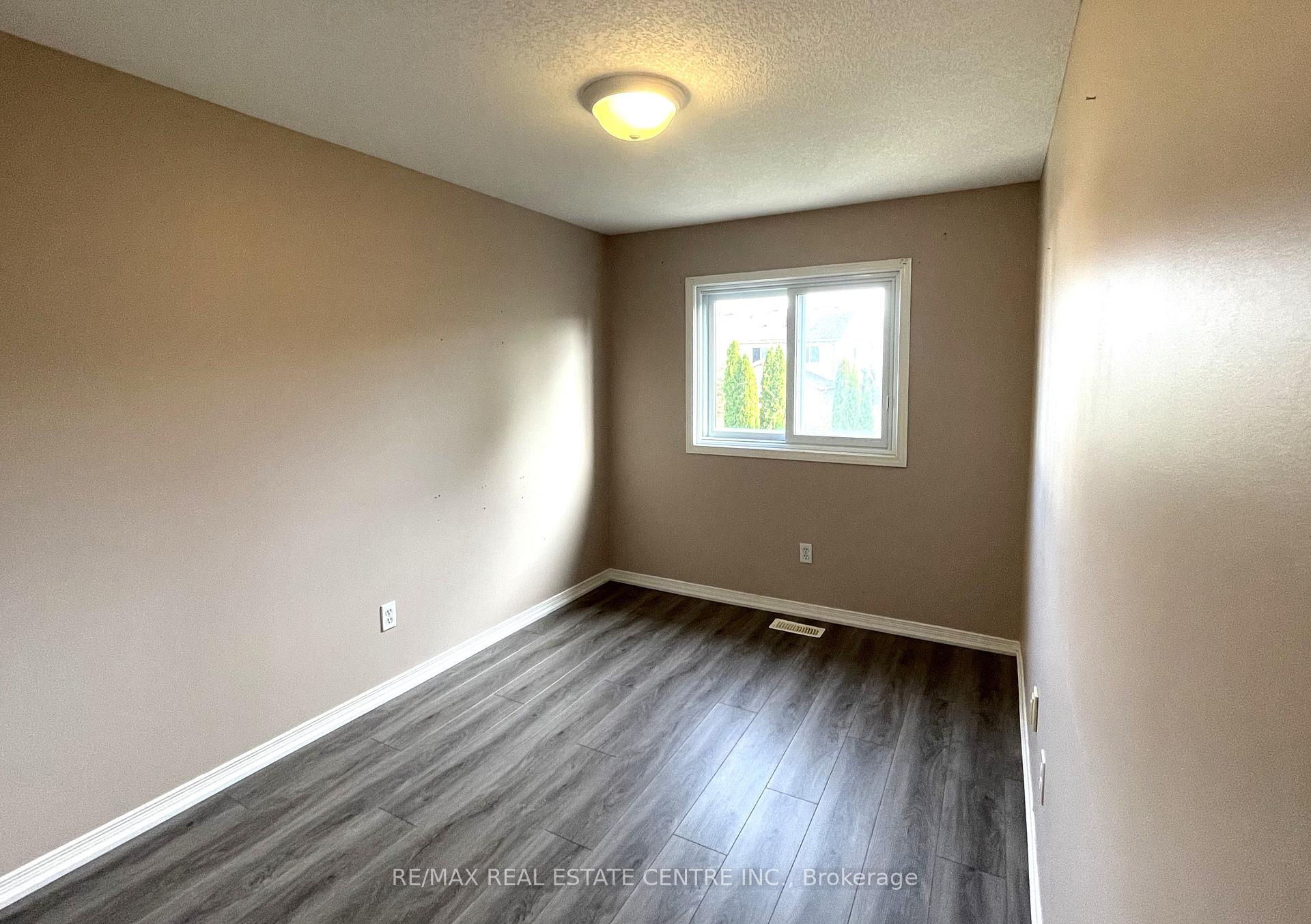 Photo 6 of 300 Activa Avenue, Waterloo — HOMEH