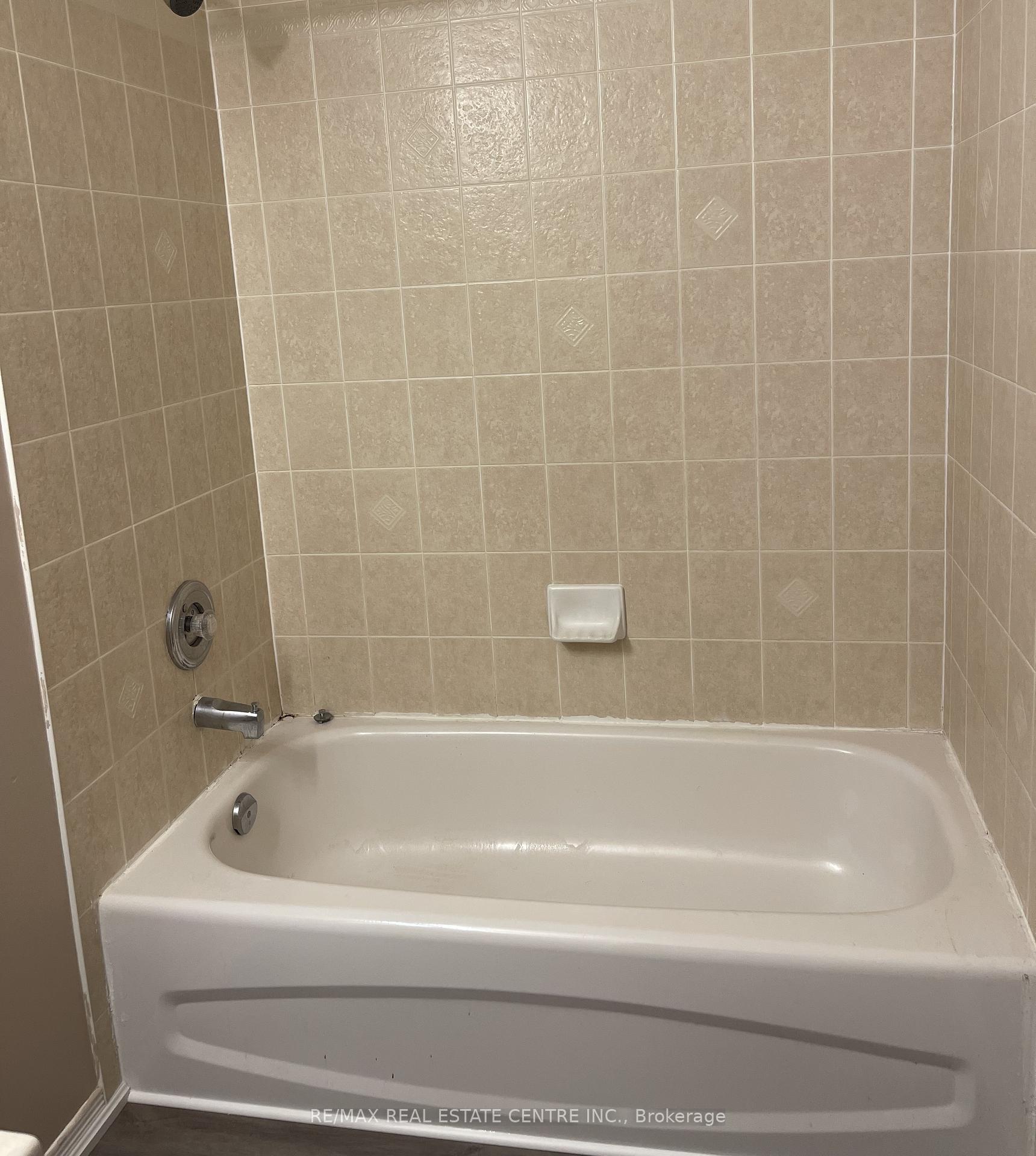 Photo 7 of 300 Activa Avenue, Waterloo — HOMEH