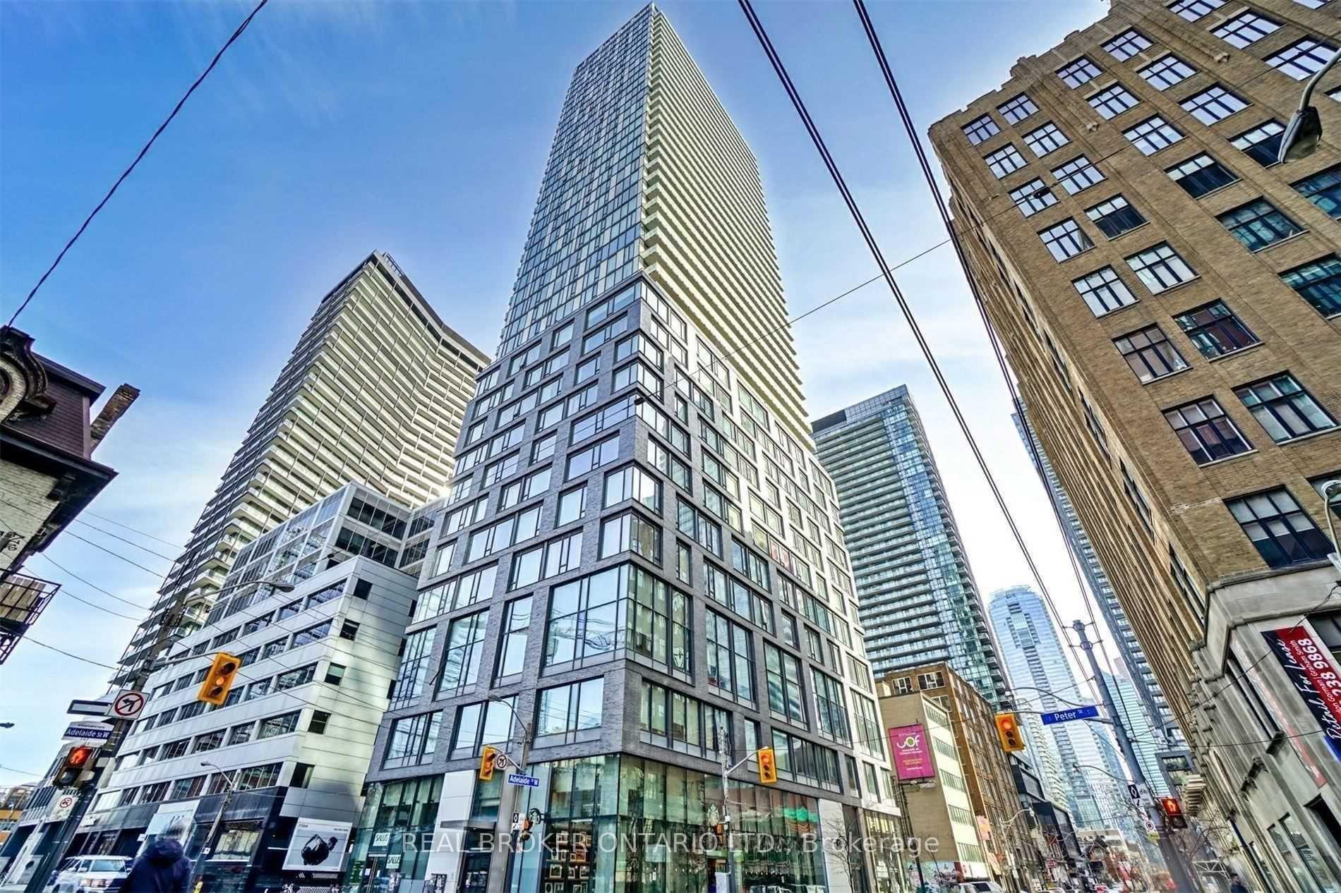 Front of Unit 515, 101 Peter Street W
