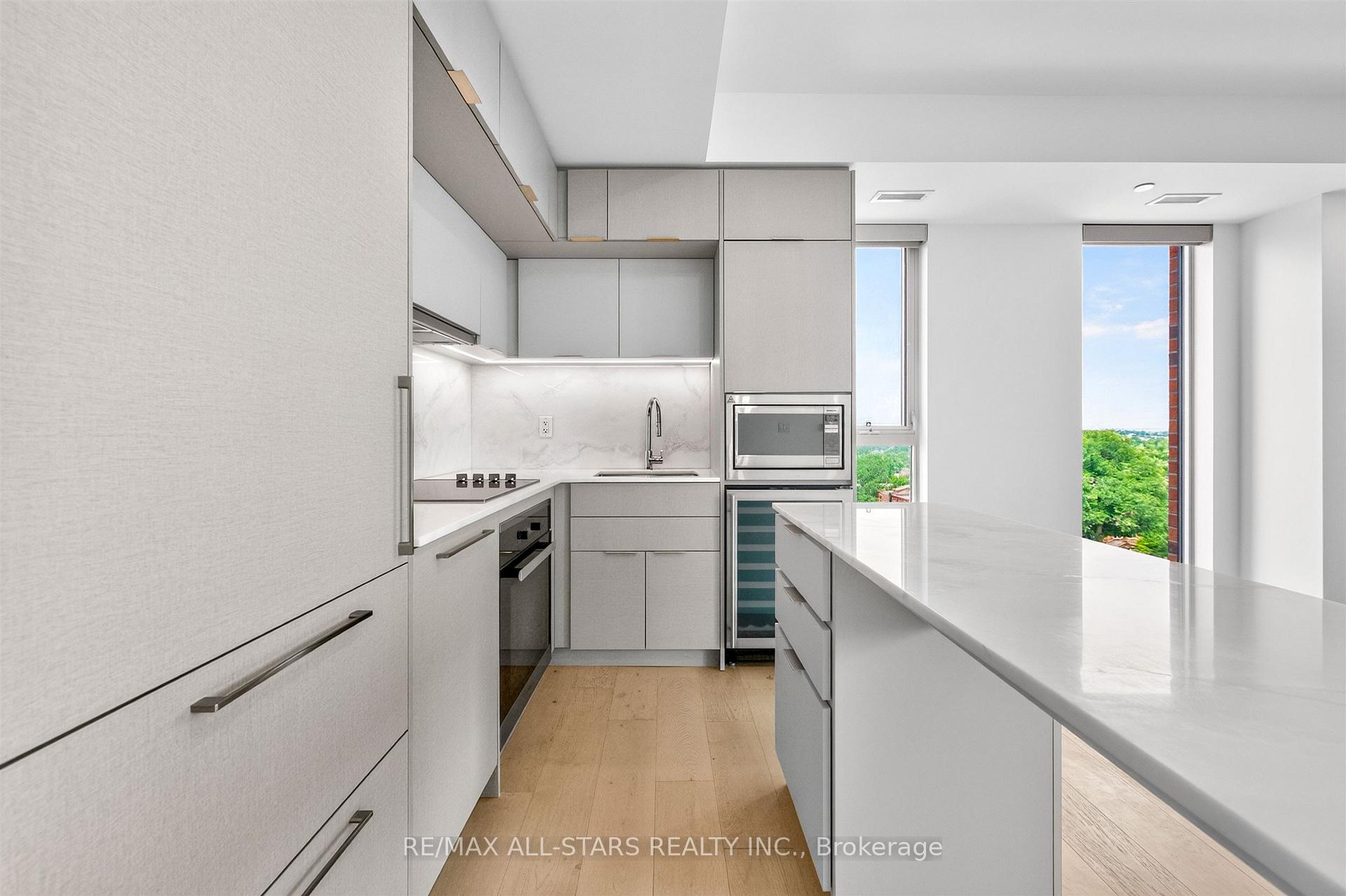 Photo 6 of 185 Alberta Avenue, Toronto, Oakwood Village — HOMEH
