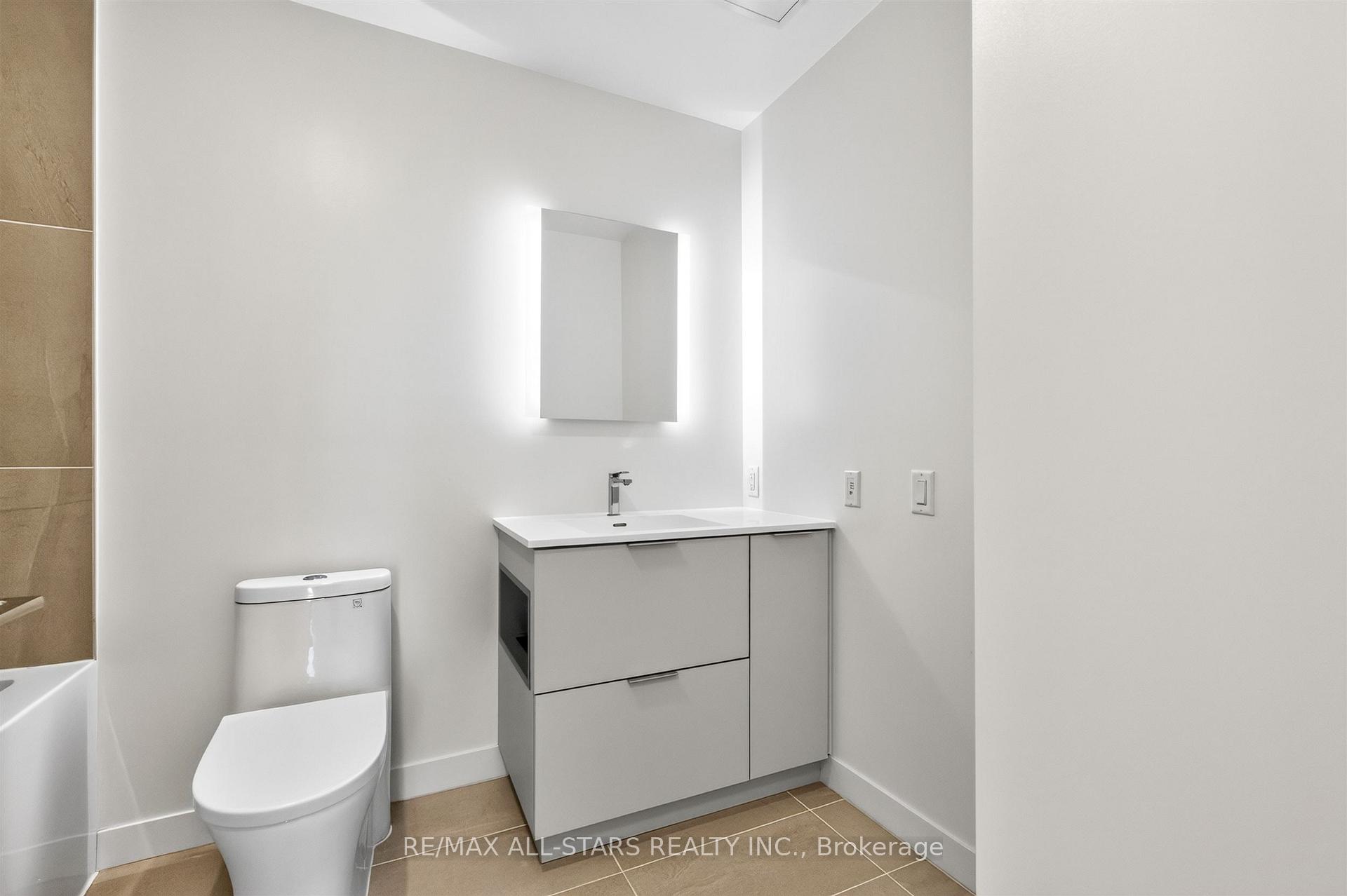 Photo 20 of 185 Alberta Avenue, Toronto, Oakwood Village — HOMEH