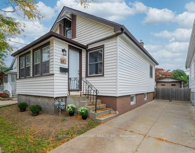 Photo 1 of 22 Concord Avenue, St. Catharines, Facer — HOMEH