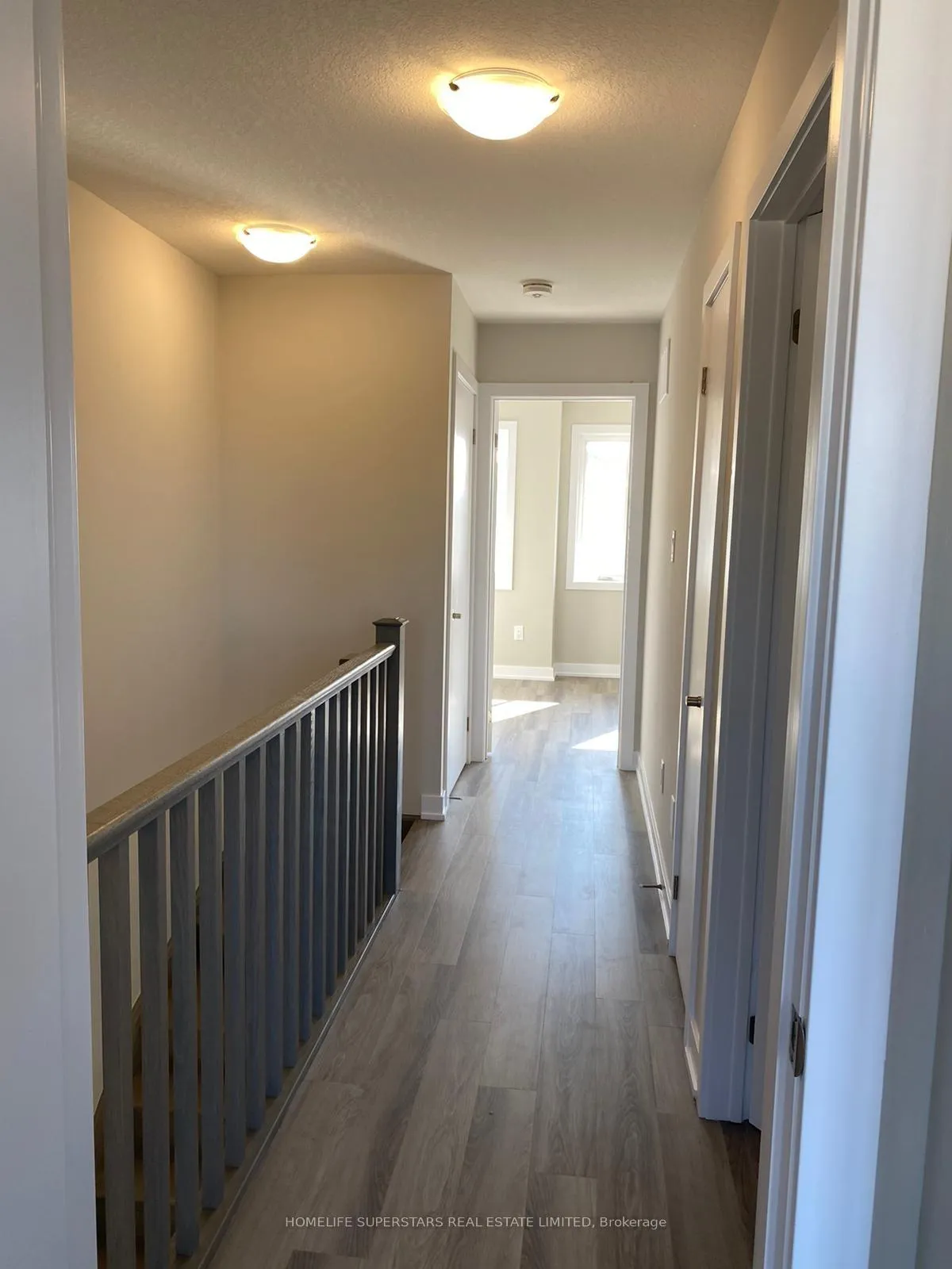 Photo 13 of 36 Markle Crescent, Hamilton, Ancaster — HOMEH