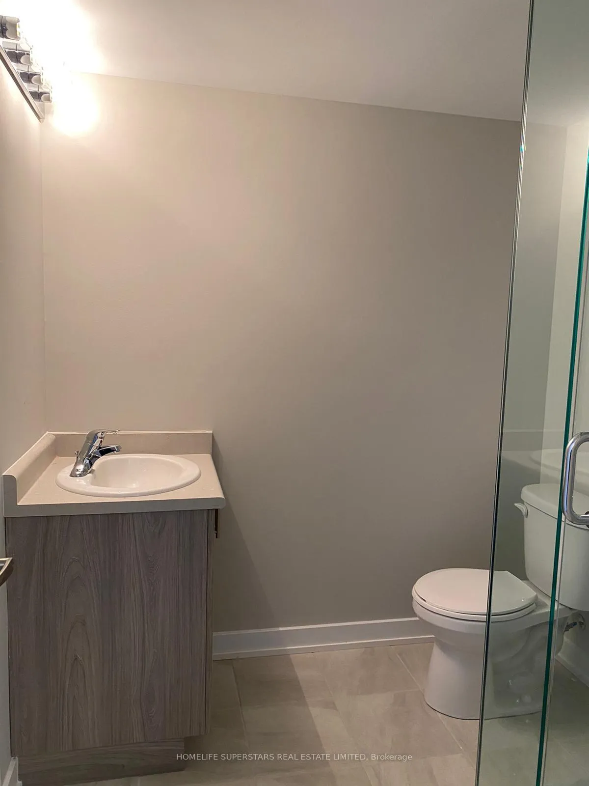 Photo 15 of 36 Markle Crescent, Hamilton, Ancaster — HOMEH