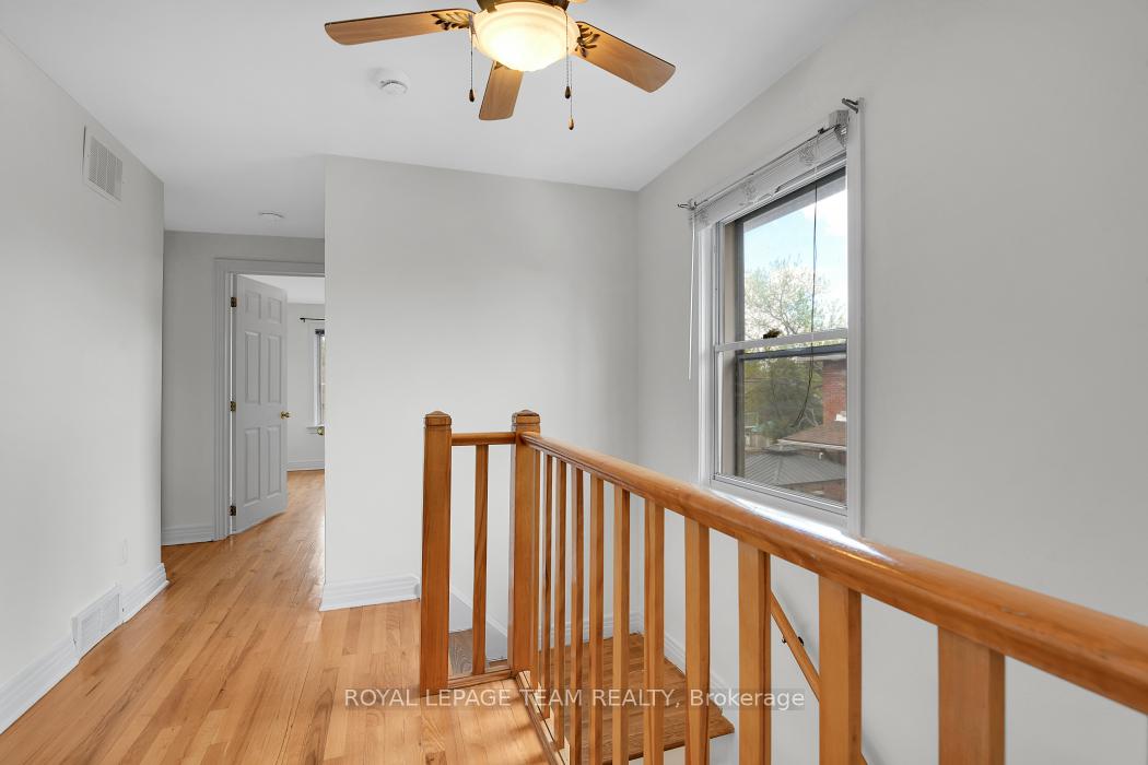 Photo 16 of 1104 Apolydor Avenue, Ottawa, Billings Bridge — HOMEH