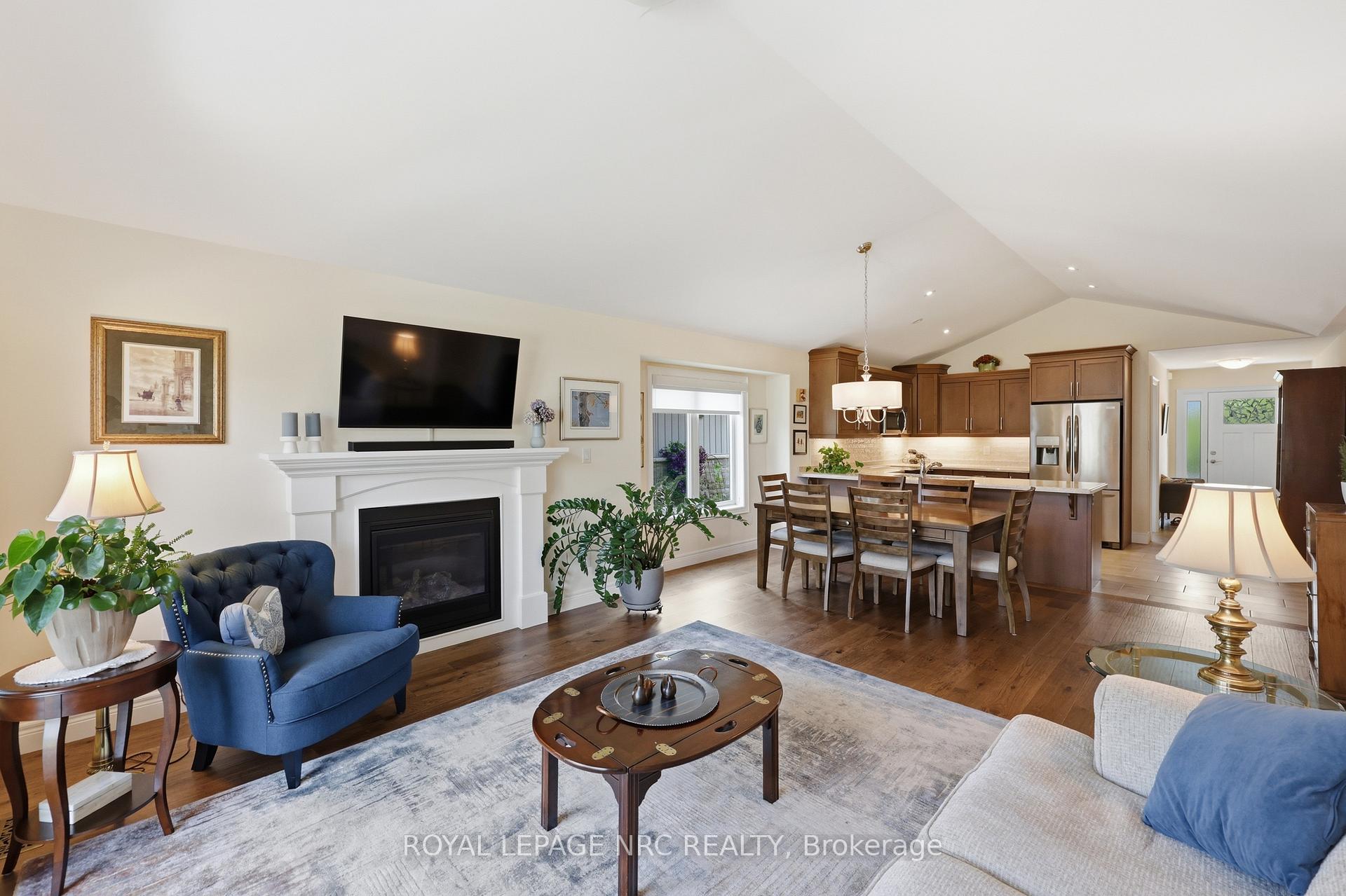 Photo 11 of 23 Richard Crescent, West Lincoln, Smithville — HOMEH