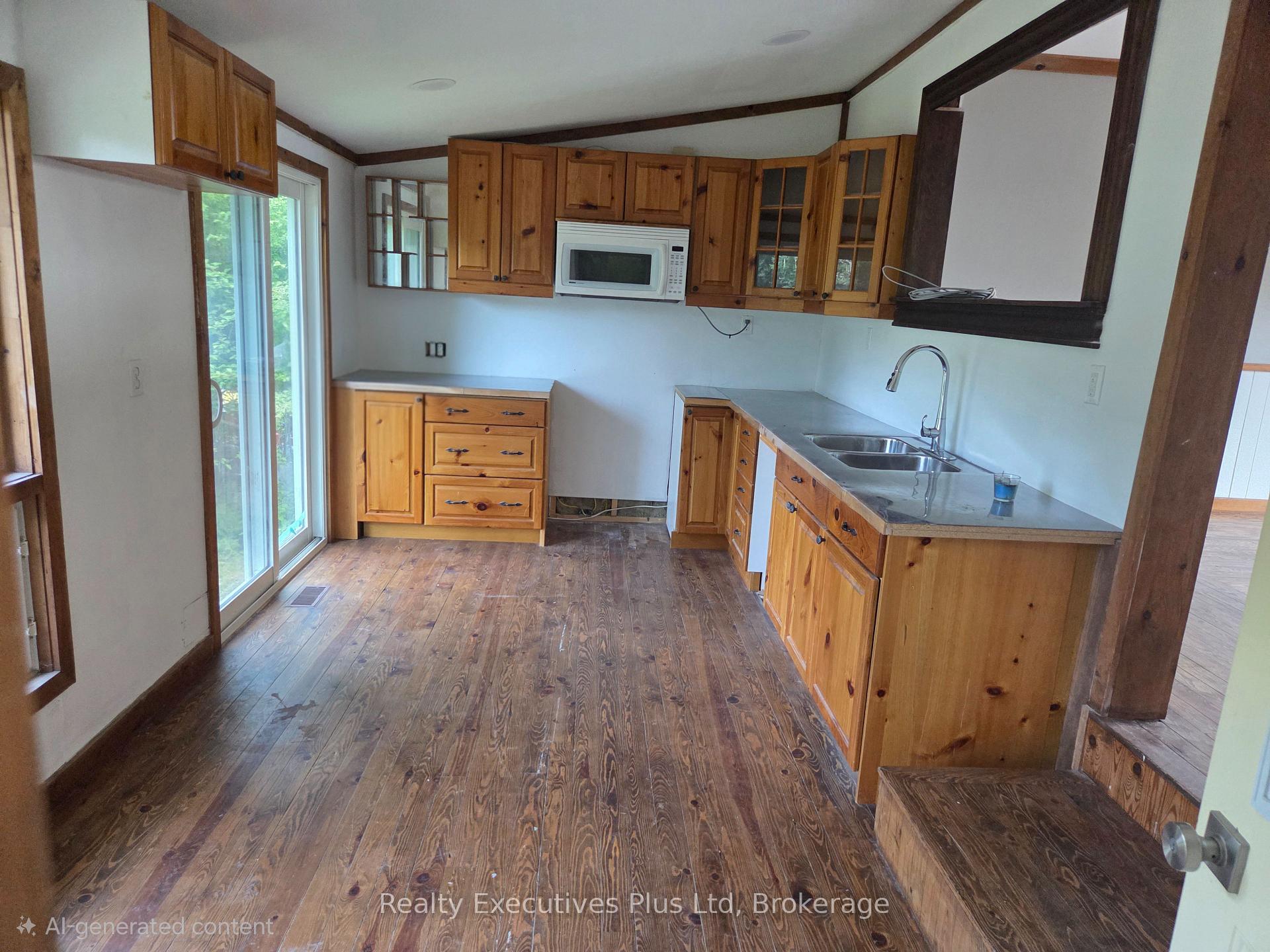 Photo 13 of 2011 North Shore Road, Algonquin Highlands, Stanhope — HOMEH