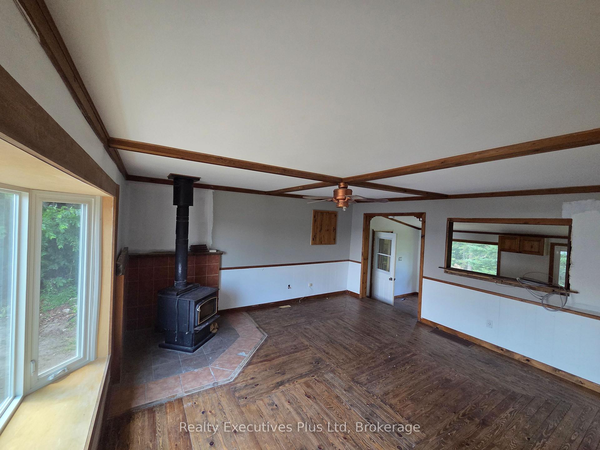 Photo 16 of 2011 North Shore Road, Algonquin Highlands, Stanhope — HOMEH
