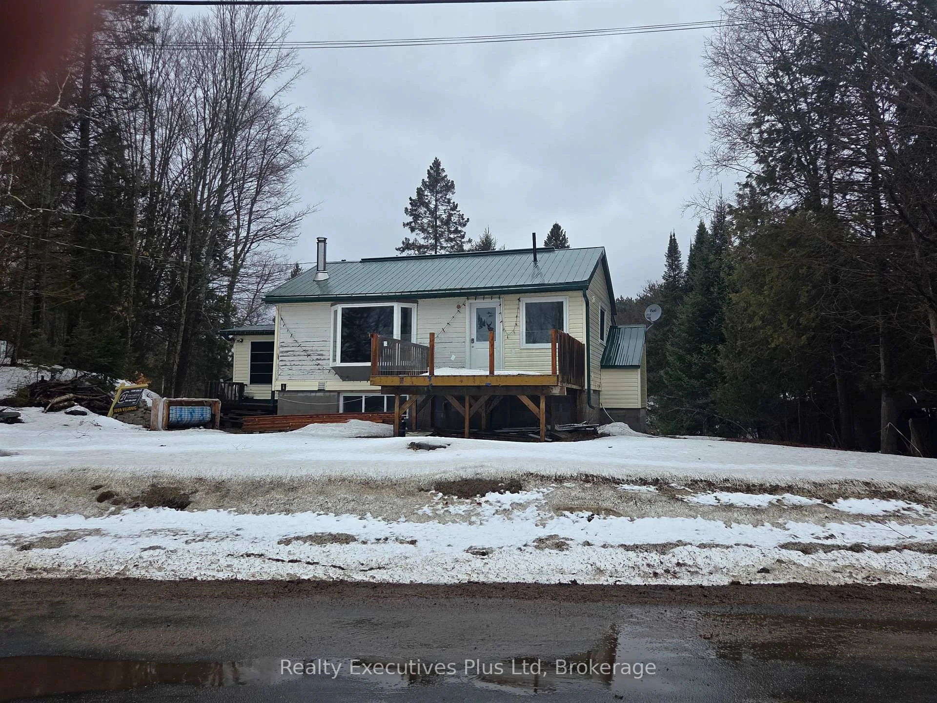 Photo 4 of 2011 North Shore Road, Algonquin Highlands, Stanhope — HOMEH