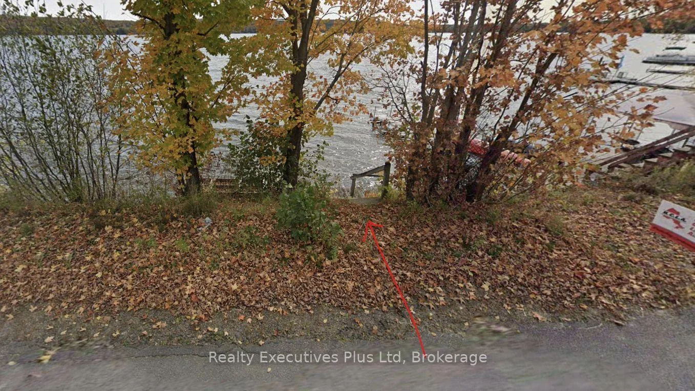 Photo 5 of 2011 North Shore Road, Algonquin Highlands, Stanhope — HOMEH