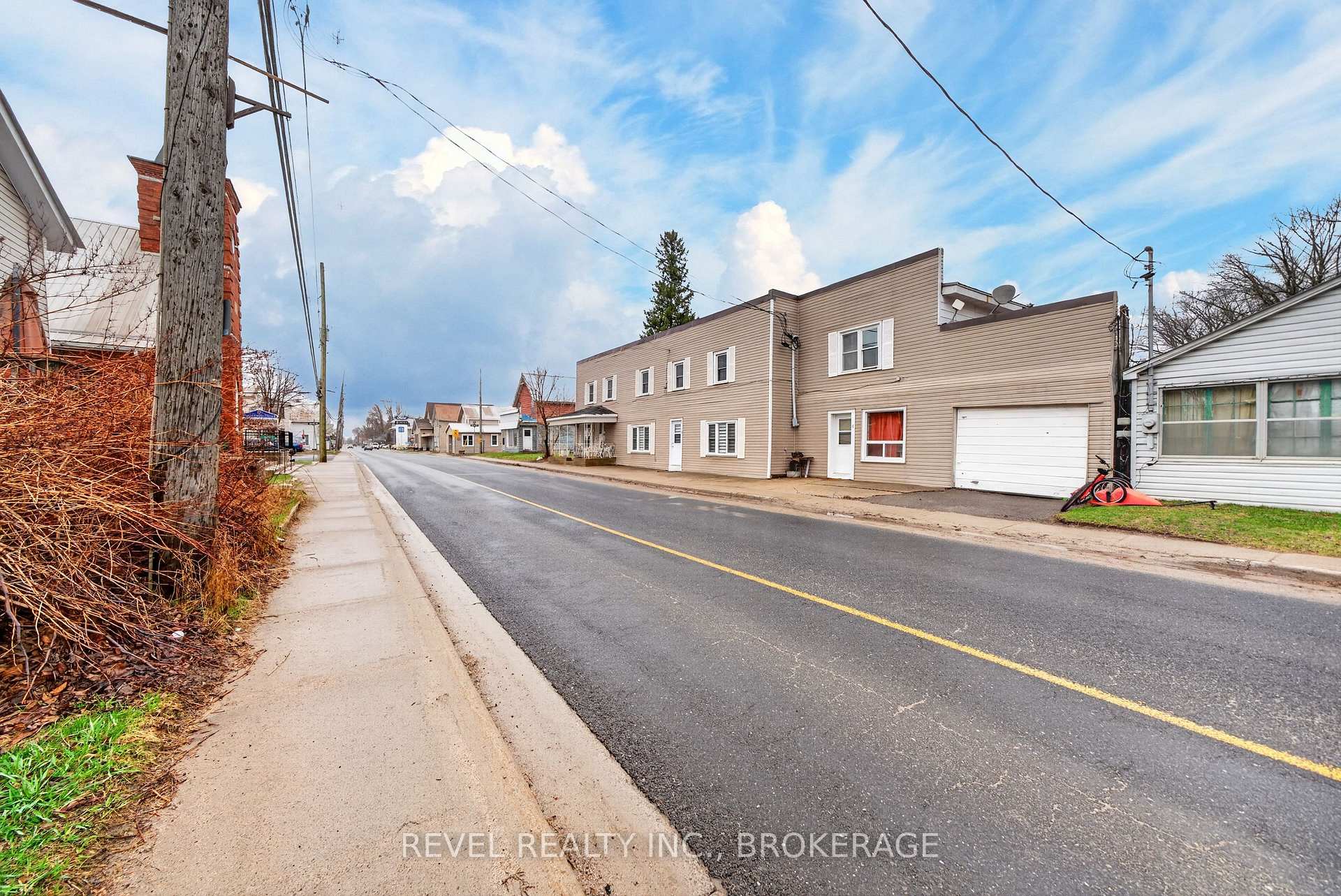 Photo 2 of 6688 Highway 38, Frontenac, Frontenac South — HOMEH